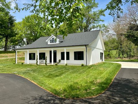 Photo of 520 Raflo Place PL, Bedford, VA 24523 (MLS # 914484)