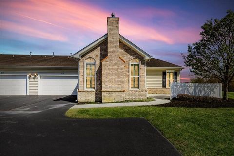 Photo of 45 Washington AVE #29-1, Christiansburg, VA 24073 (MLS # 926197)