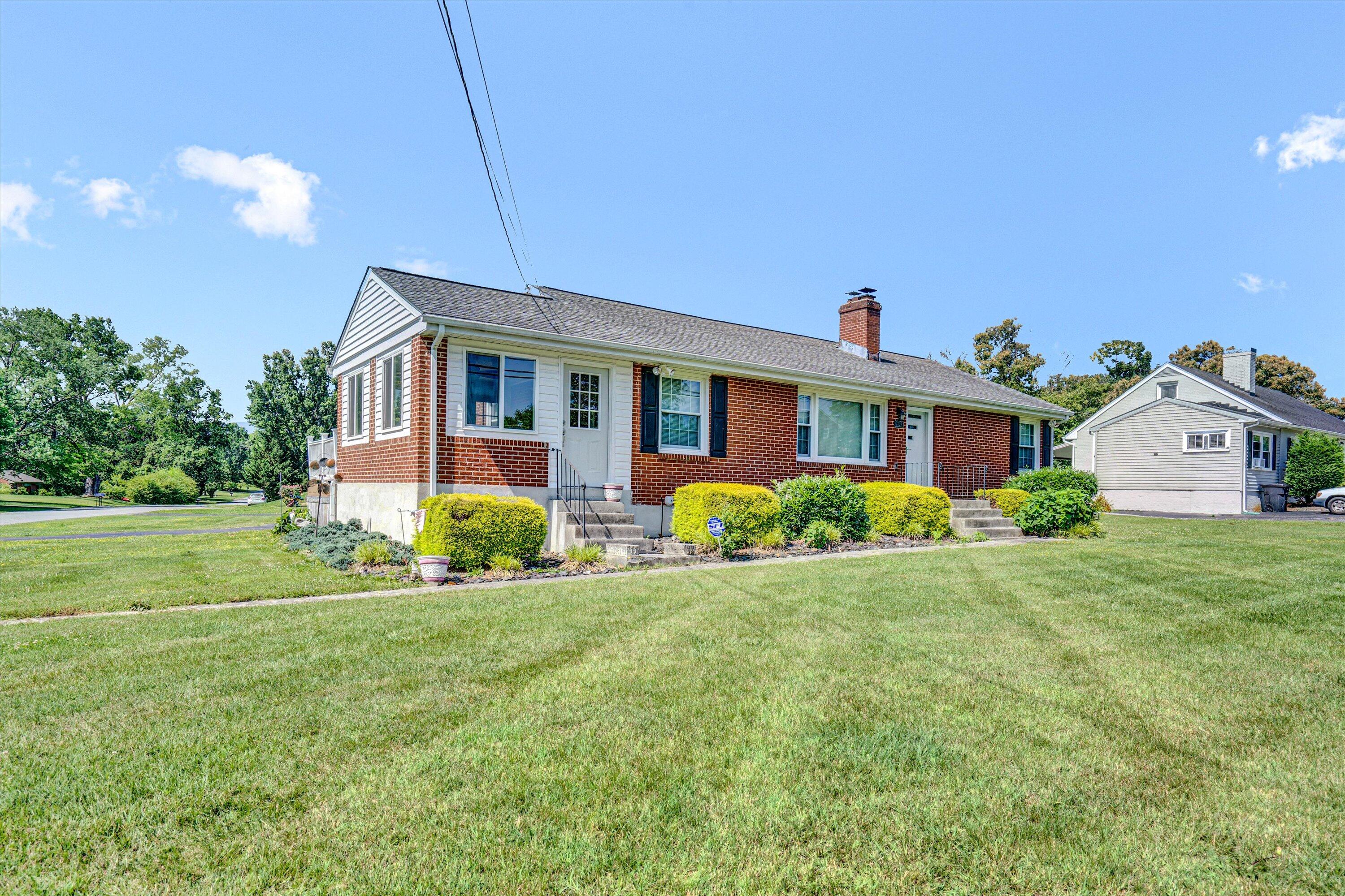 7704 Barrens Rd, Roanoke, Virginia image 2