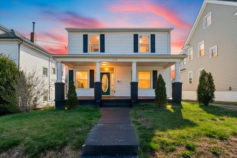 Photo of 112 14Th ST SW, Roanoke, VA 24016 (MLS # 925691)