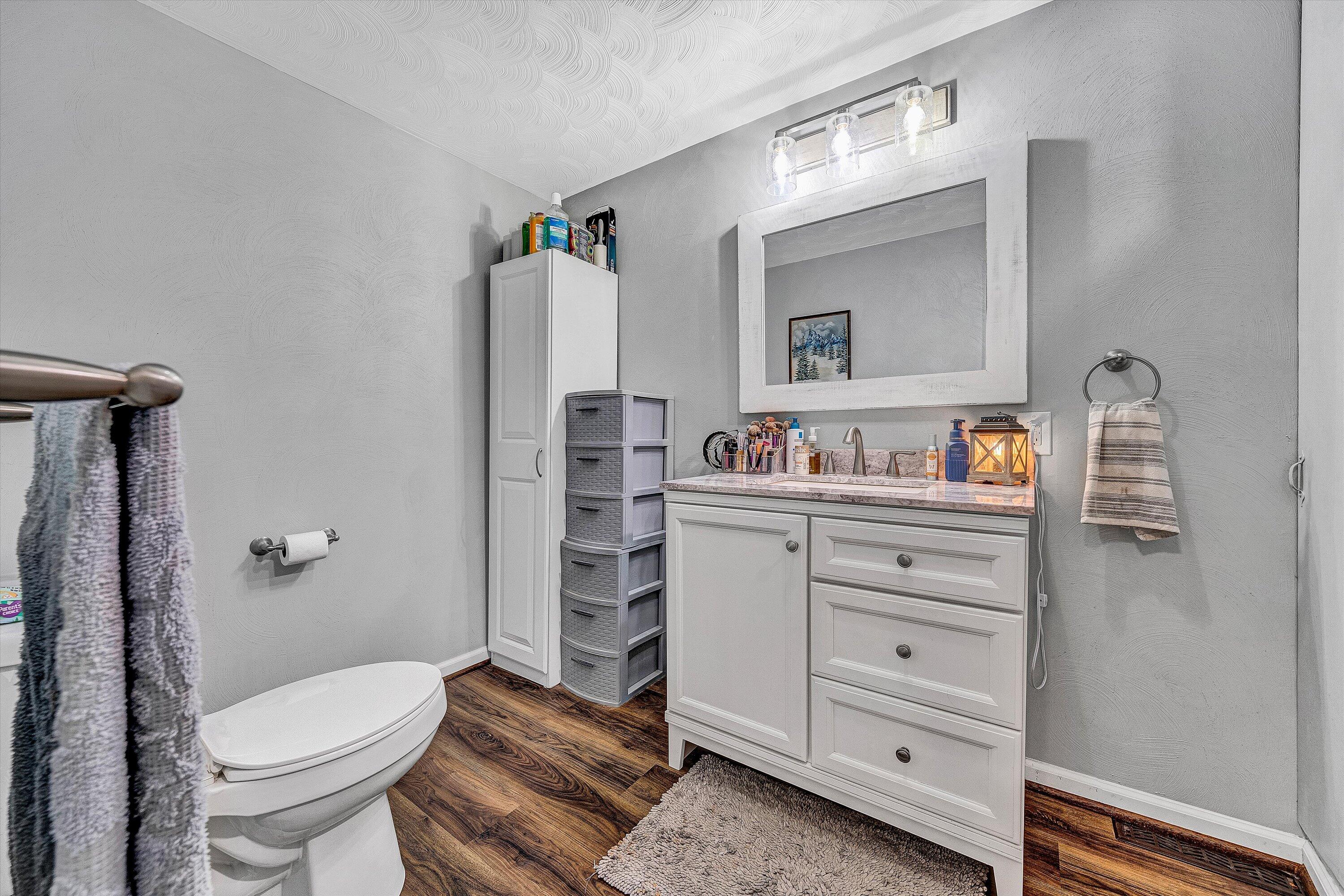 723 White Church Rd, Fincastle, Virginia image 13