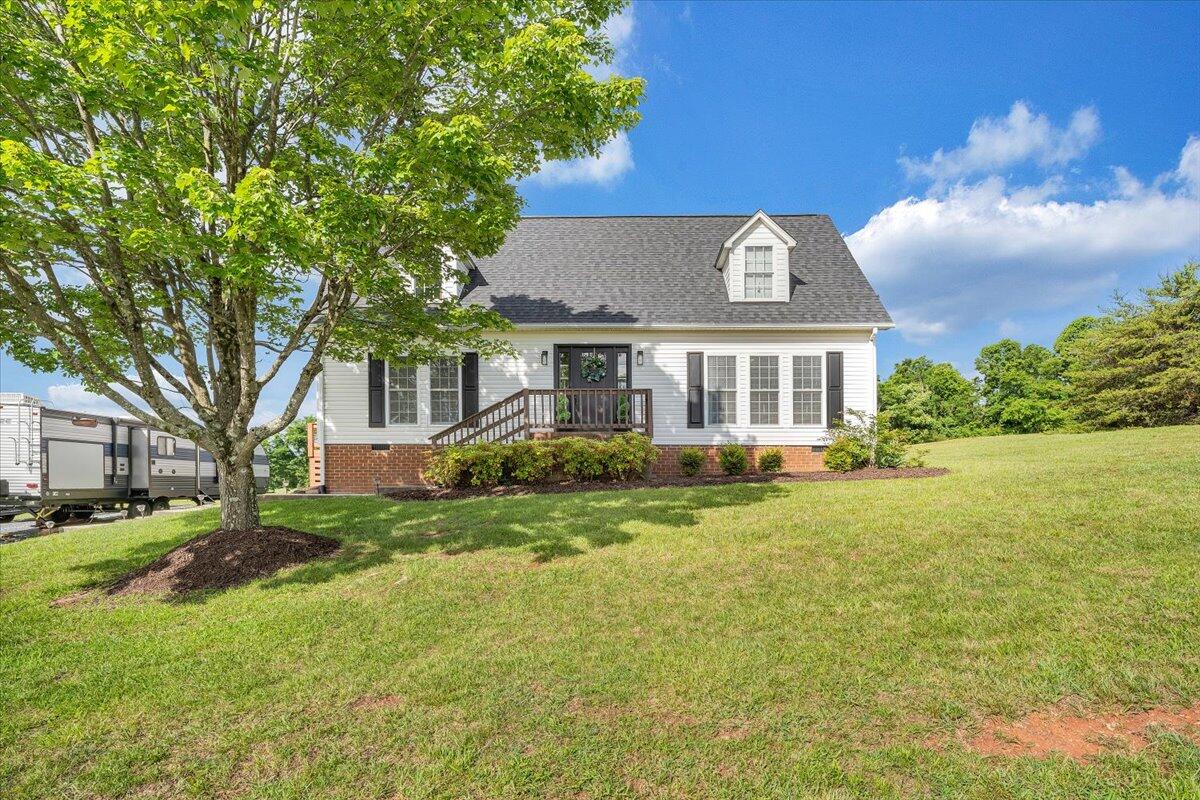 1028 Park Mountain Ter, Huddleston, Virginia image 46