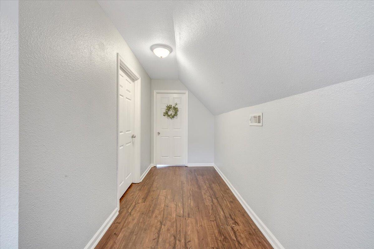 1028 Park Mountain Ter, Huddleston, Virginia image 30