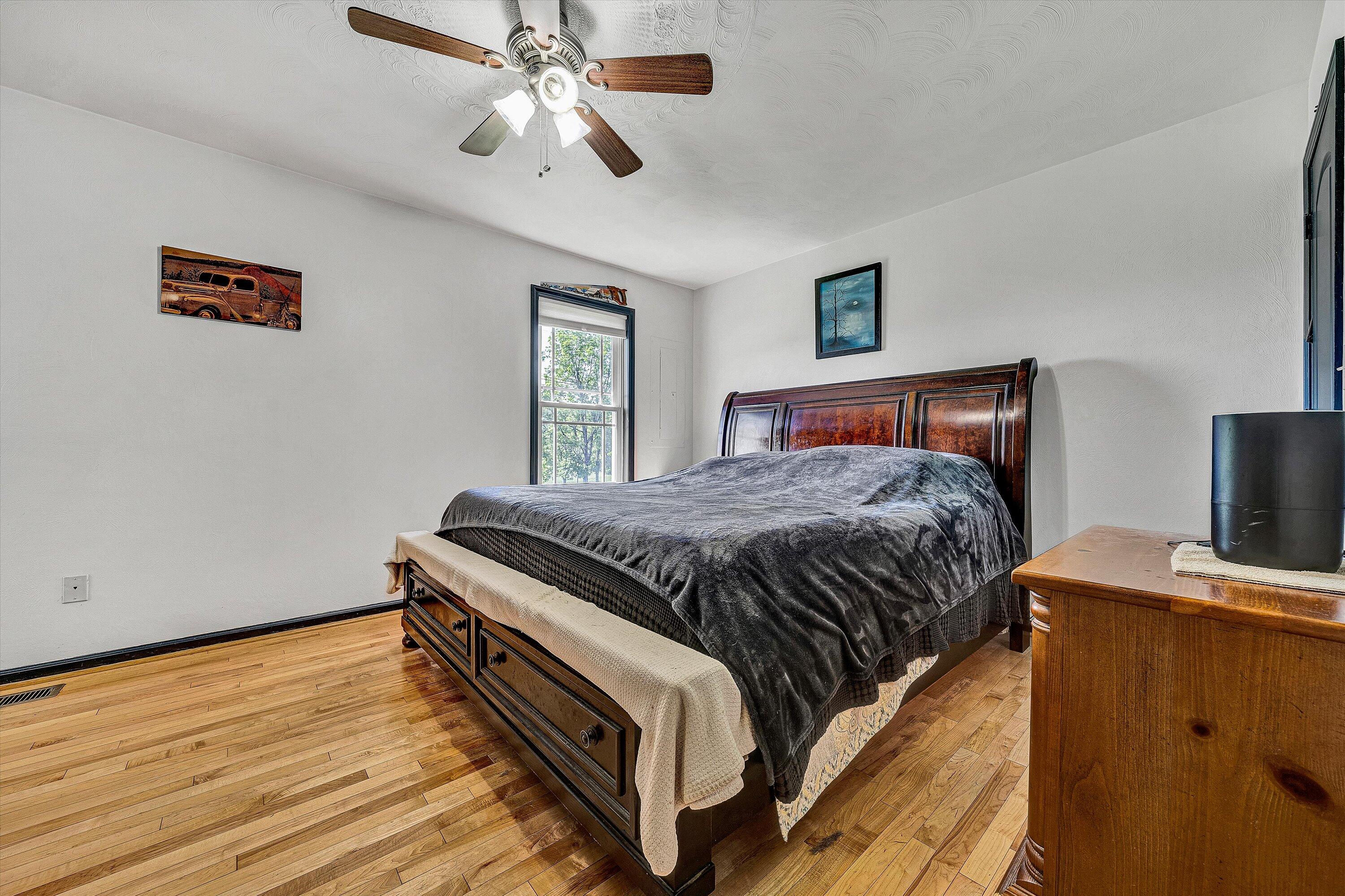 22 Spring Branch Ln, Fincastle, Virginia image 11