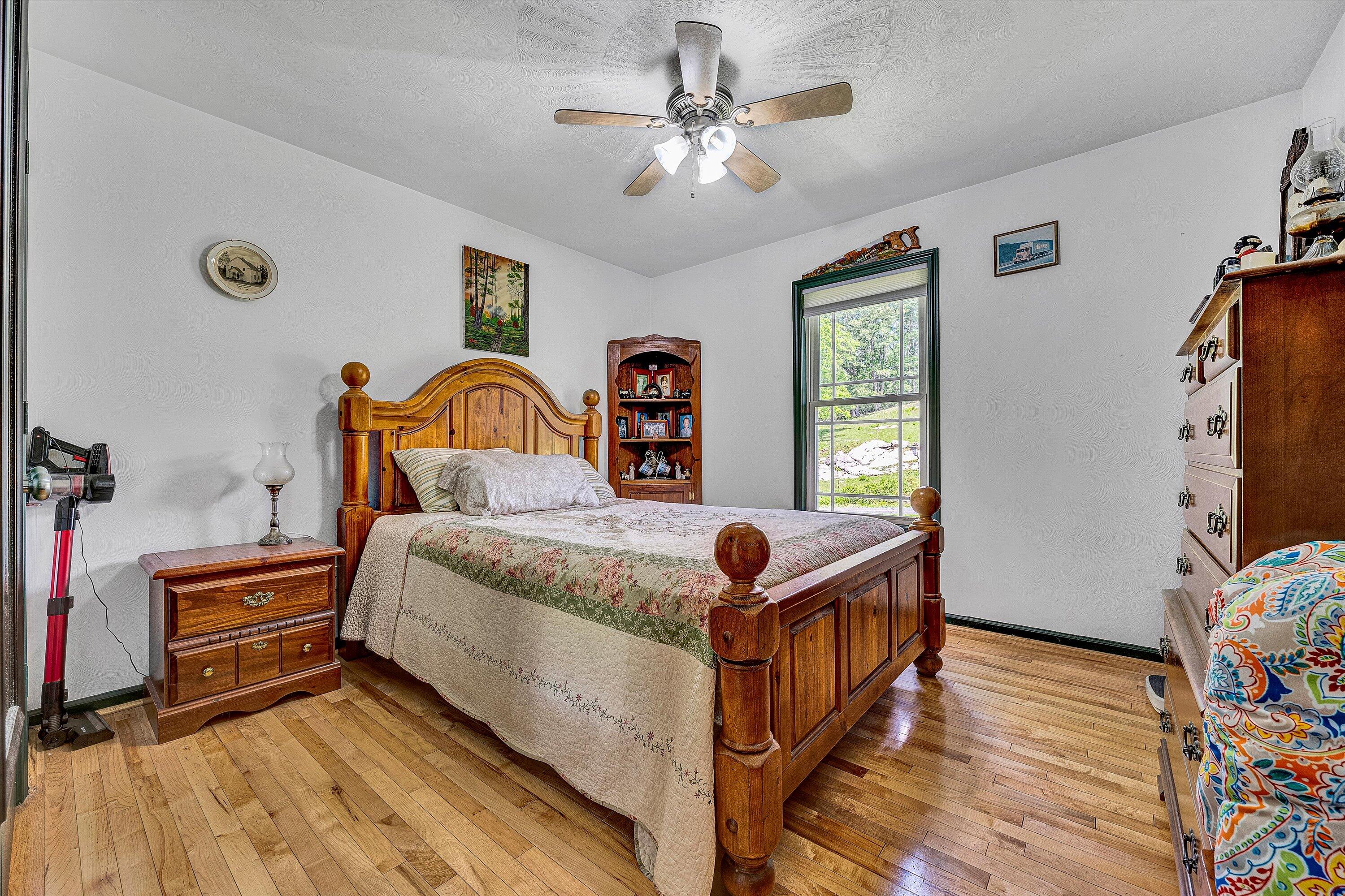 22 Spring Branch Ln, Fincastle, Virginia image 18