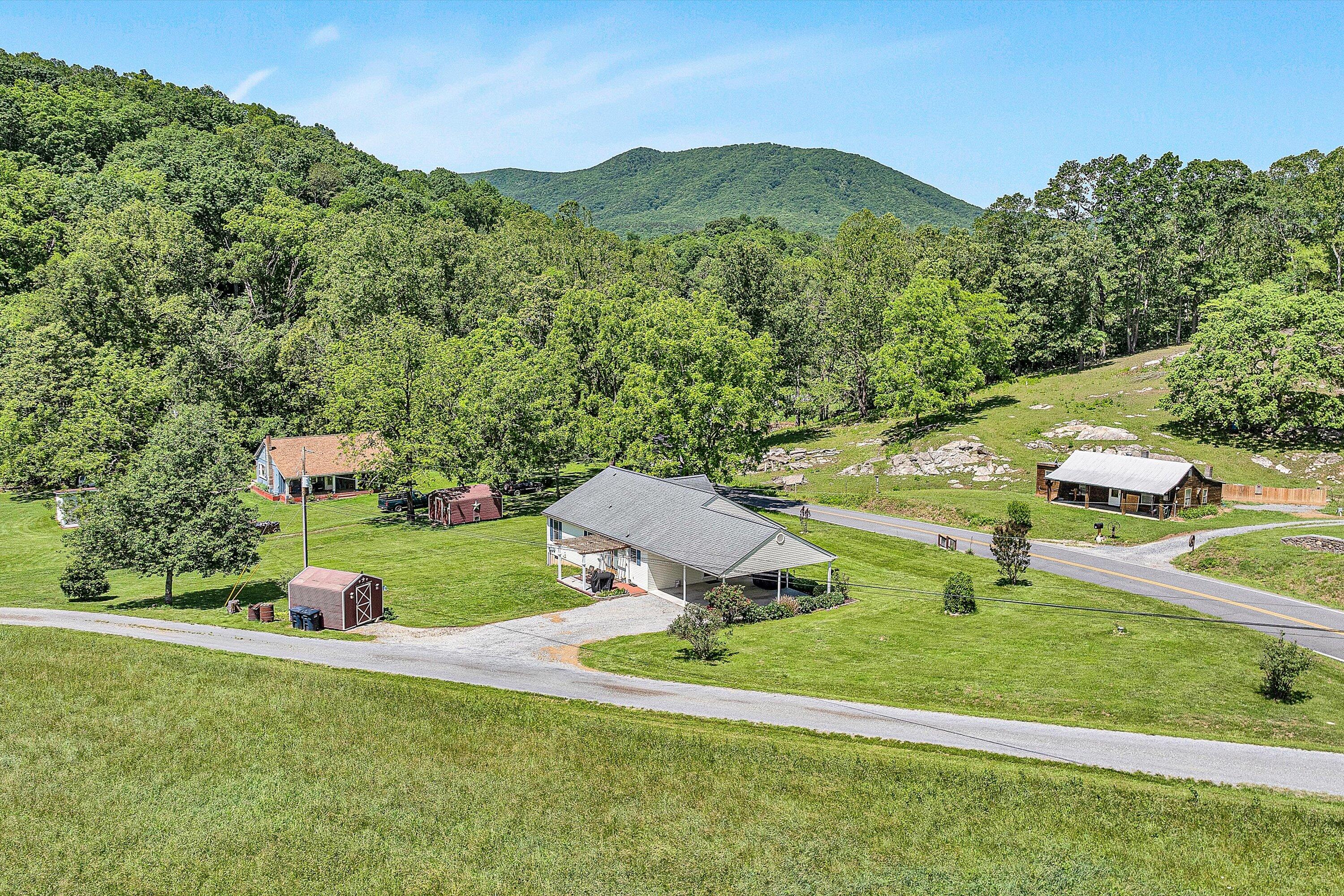 22 Spring Branch Ln, Fincastle, Virginia image 24