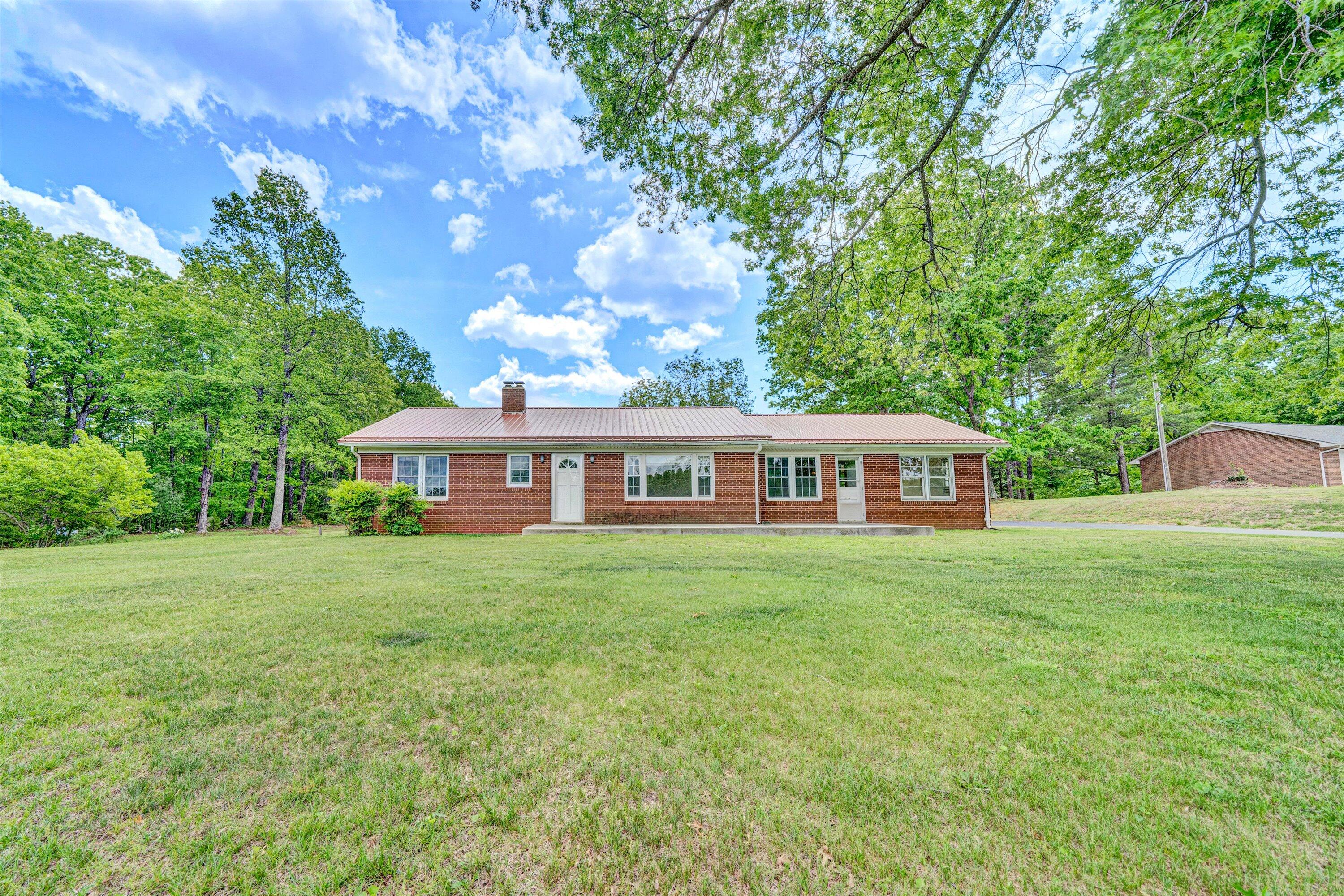 7080 Oak Level Rd, Bassett, Virginia image 27