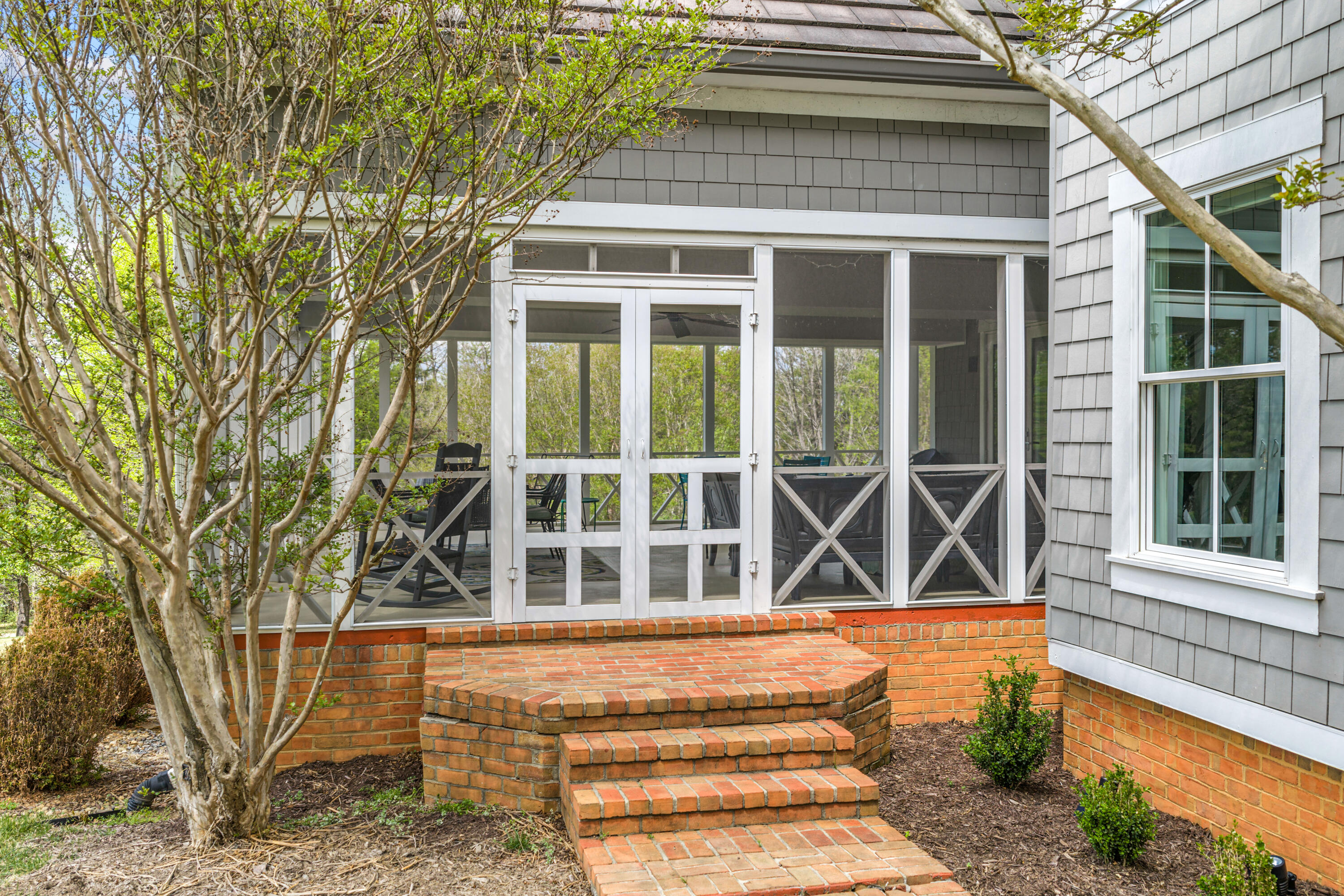 Troutville, Virginia, 24175, United States, 5 Bedrooms Bedrooms, ,4 BathroomsBathrooms,Residential,Active,2038617