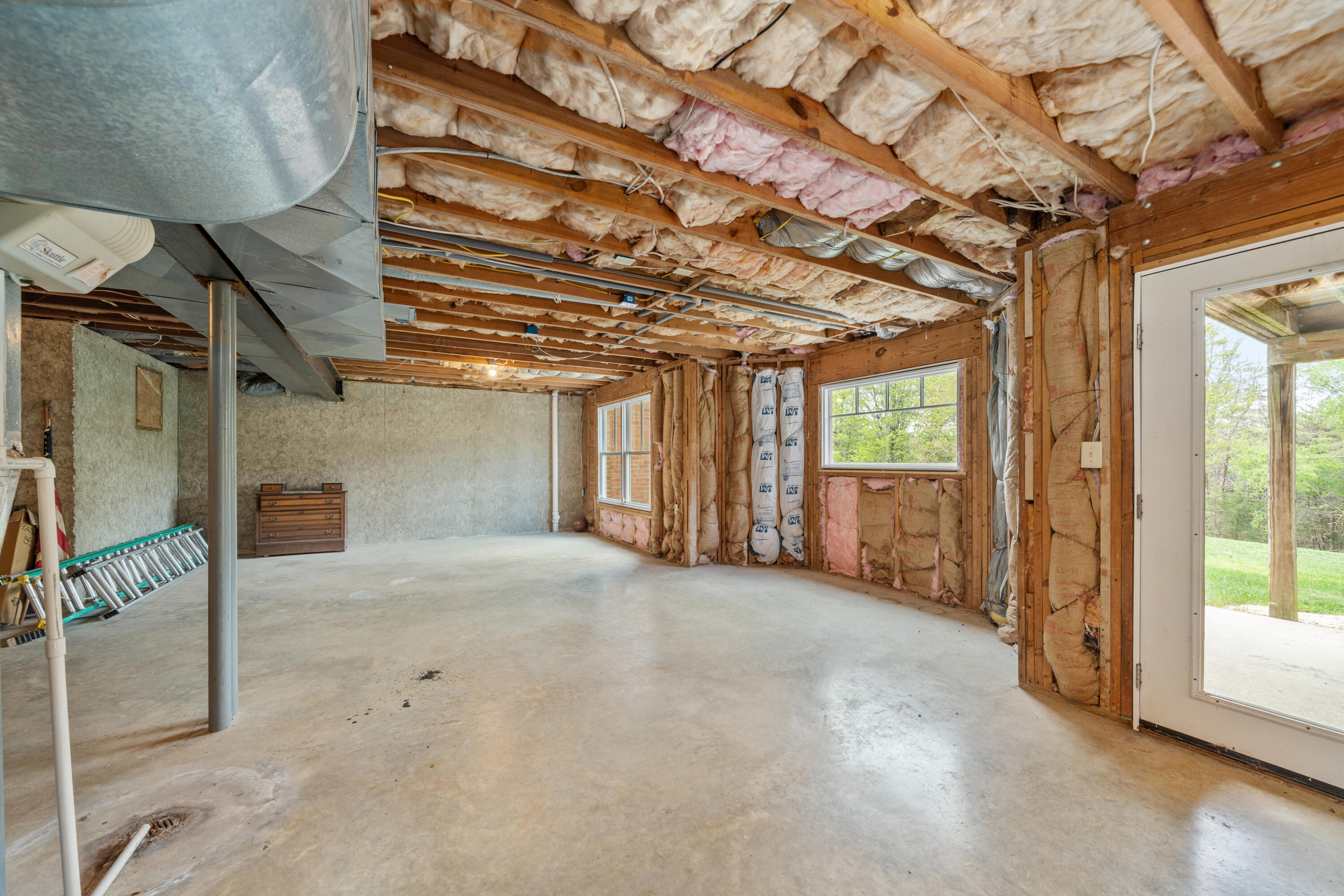 Troutville, Virginia, 24175, United States, 5 Bedrooms Bedrooms, ,4 BathroomsBathrooms,Residential,Active,2038617