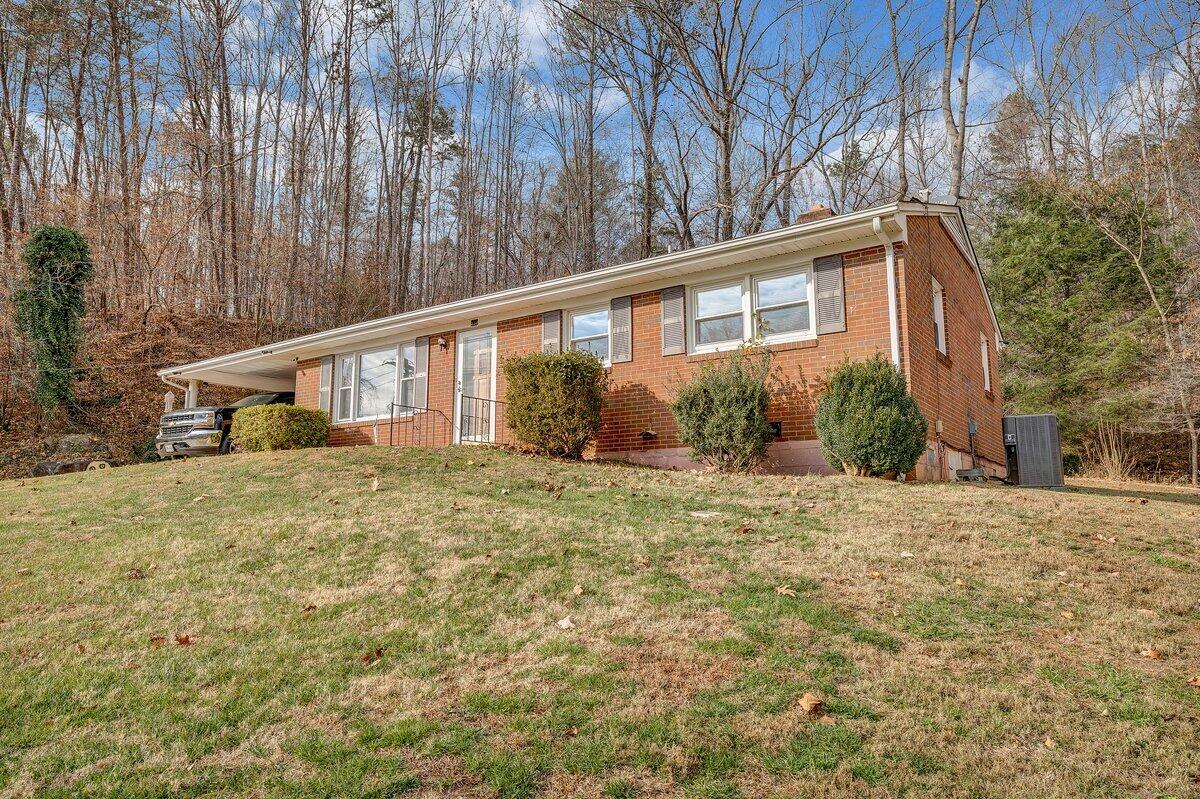 332 Blackberry Rd, Bassett, Virginia image 27