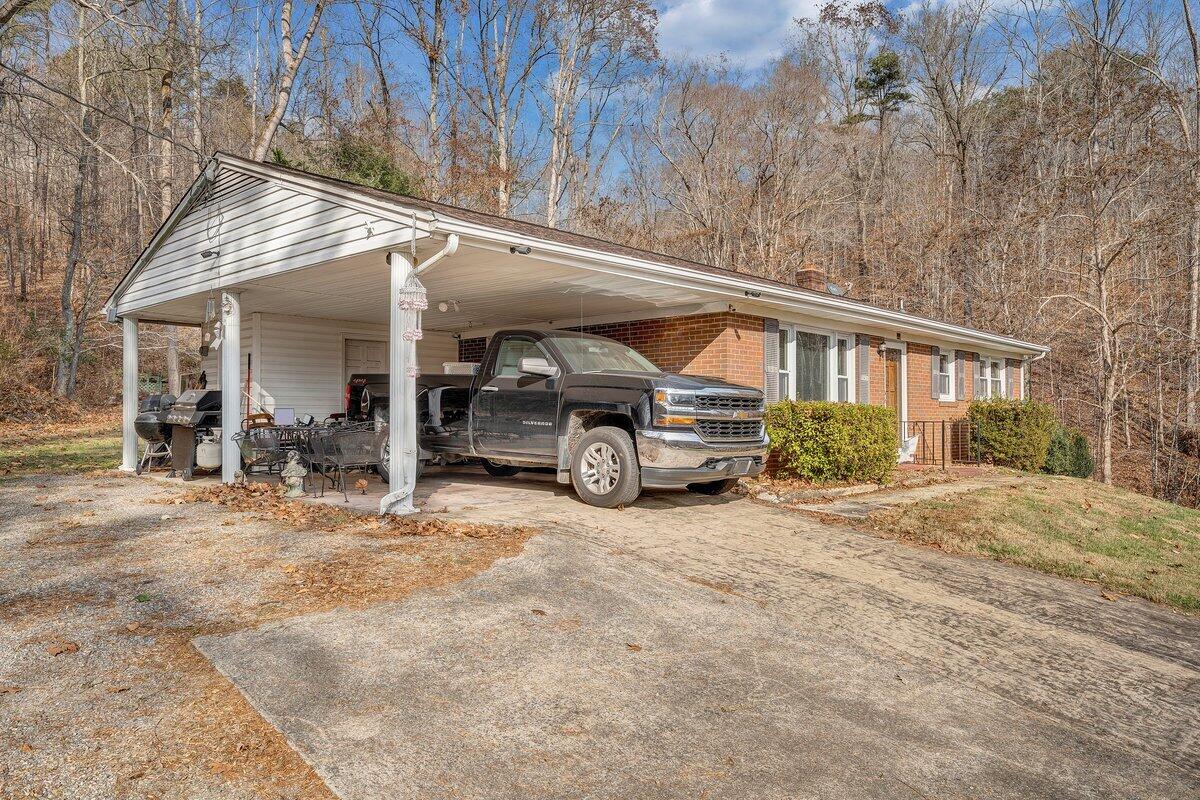 332 Blackberry Rd, Bassett, Virginia image 26