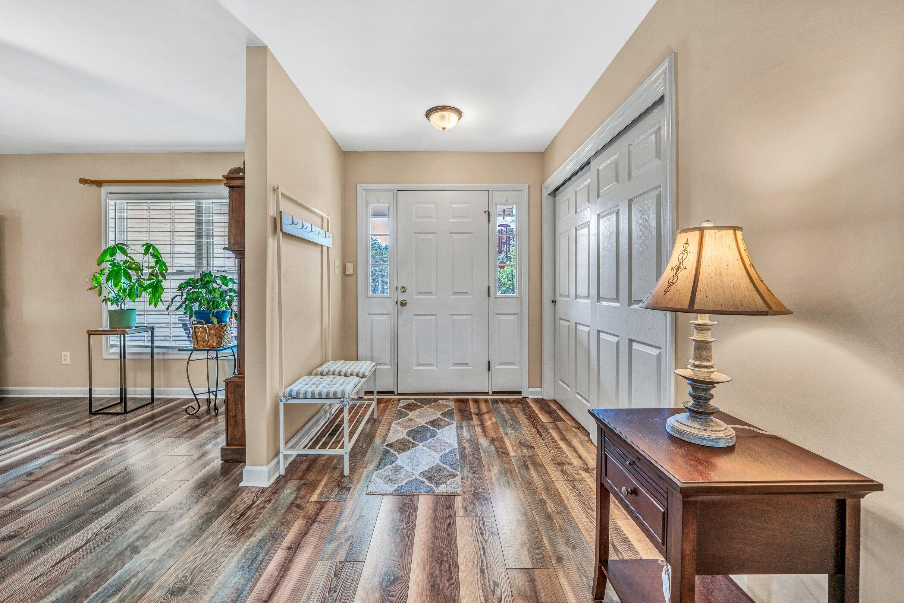 104 Peach Tree Ct, Huddleston, Virginia image 9