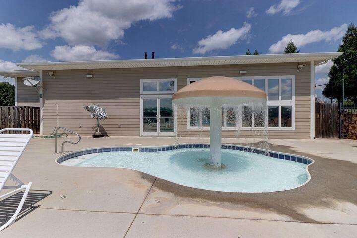 104 Peach Tree Ct, Huddleston, Virginia image 45
