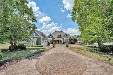 Homes For Sale - 332 Saddleridge Dr<br/> Penhook, VA 24137