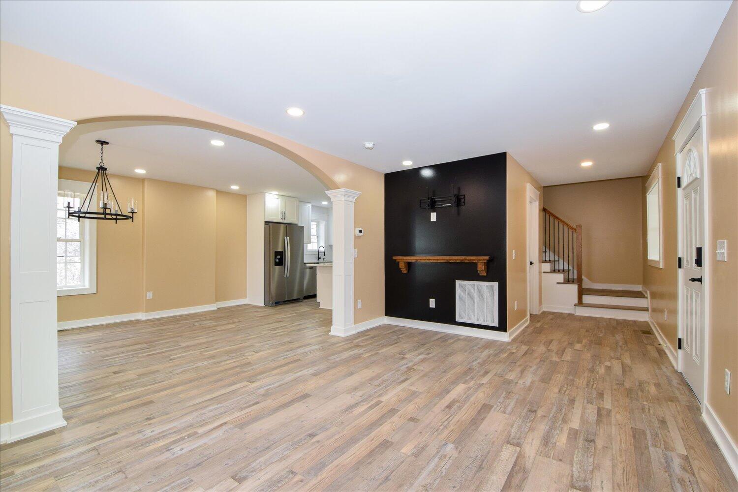 3633 Morgans Mill Rd, Goodview, Virginia image 5