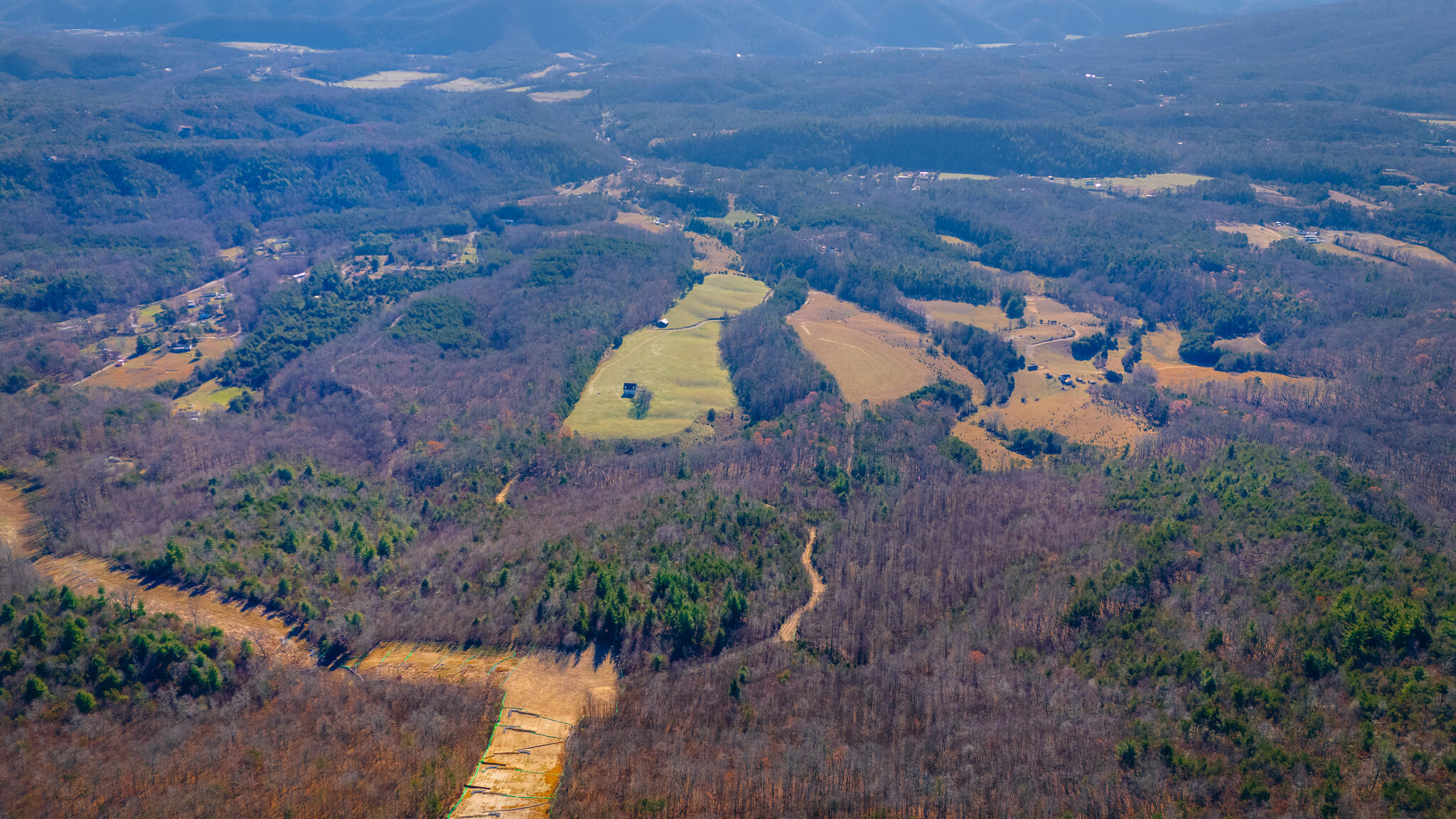 Bacchus Ln, Elliston, Virginia image 5