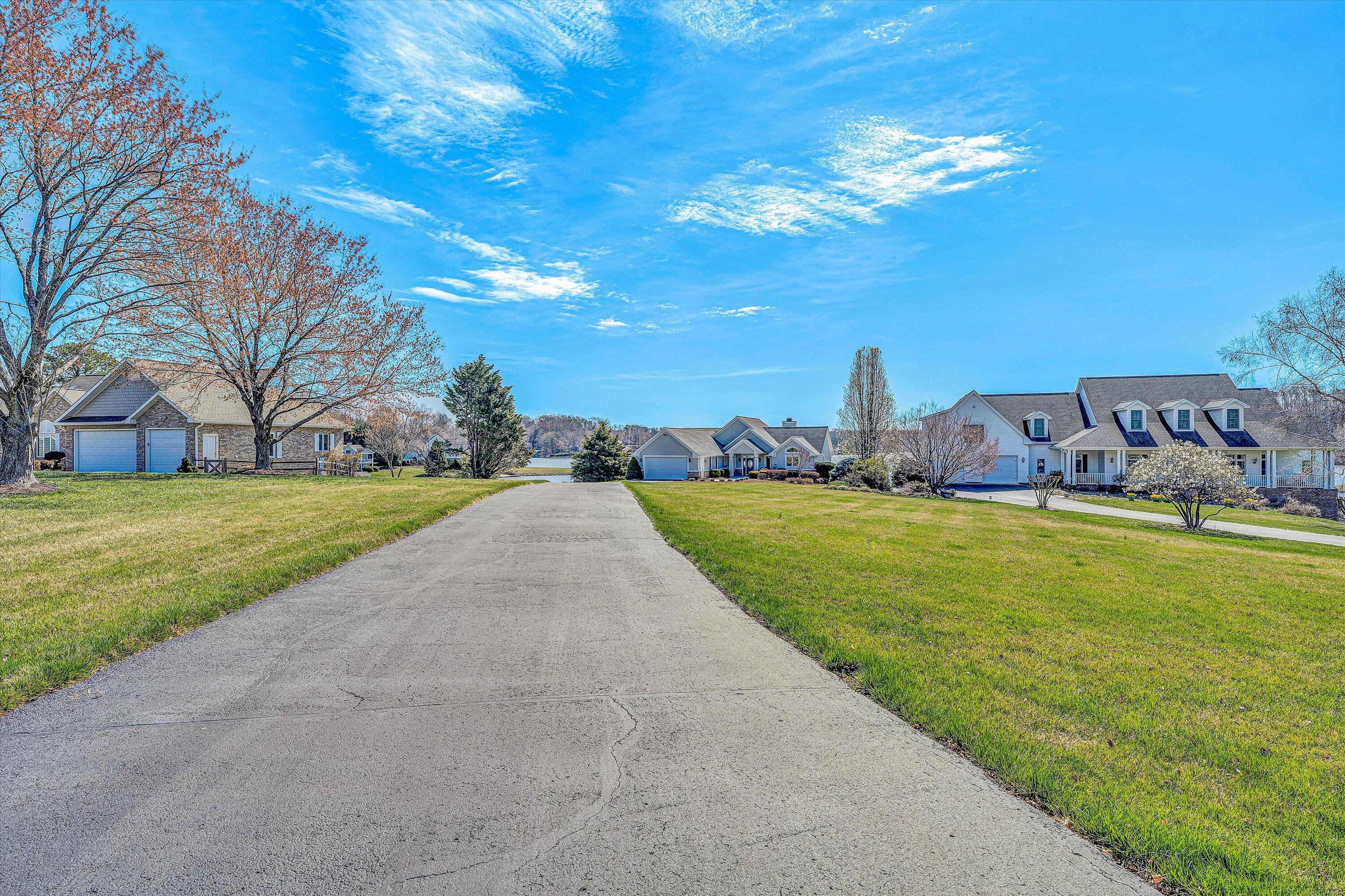 Wirtz, Virginia 24184, United States, 4 Bedrooms Bedrooms, ,4 BathroomsBathrooms,Residential,Active,96423