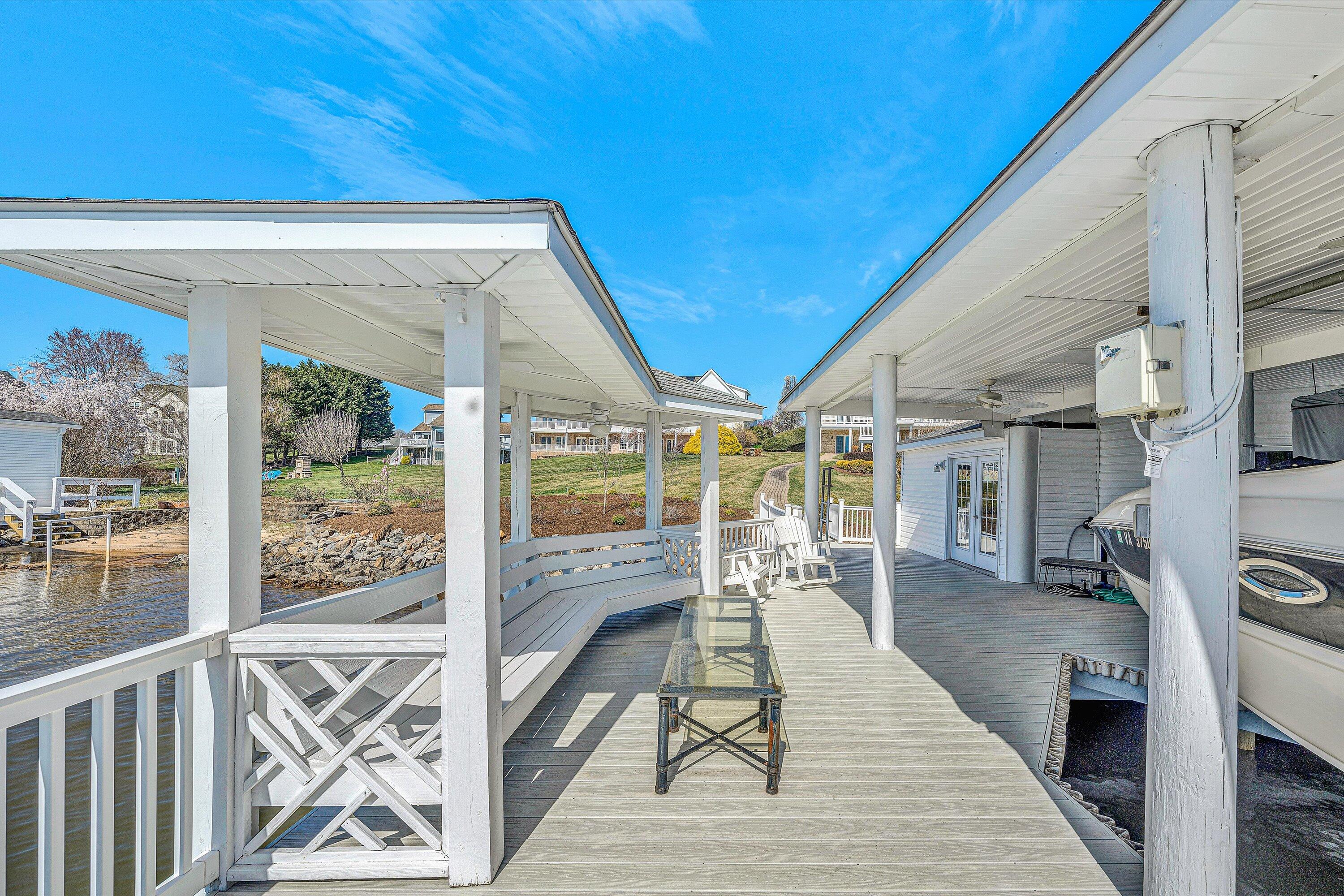 Wirtz, Virginia 24184, United States, 4 Bedrooms Bedrooms, ,4 BathroomsBathrooms,Residential,Active,96423