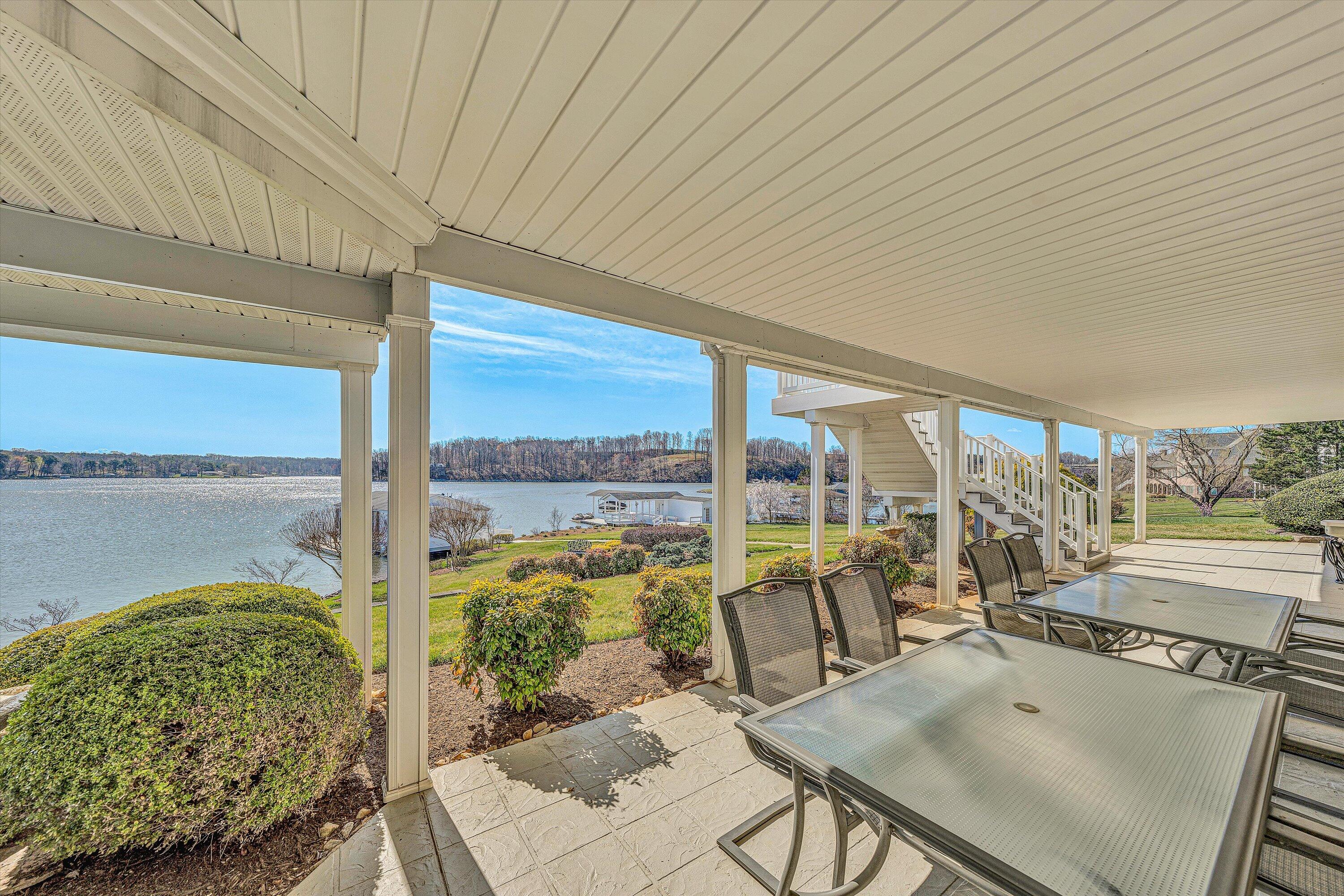 Wirtz, Virginia 24184, United States, 4 Bedrooms Bedrooms, ,4 BathroomsBathrooms,Residential,Active,96423