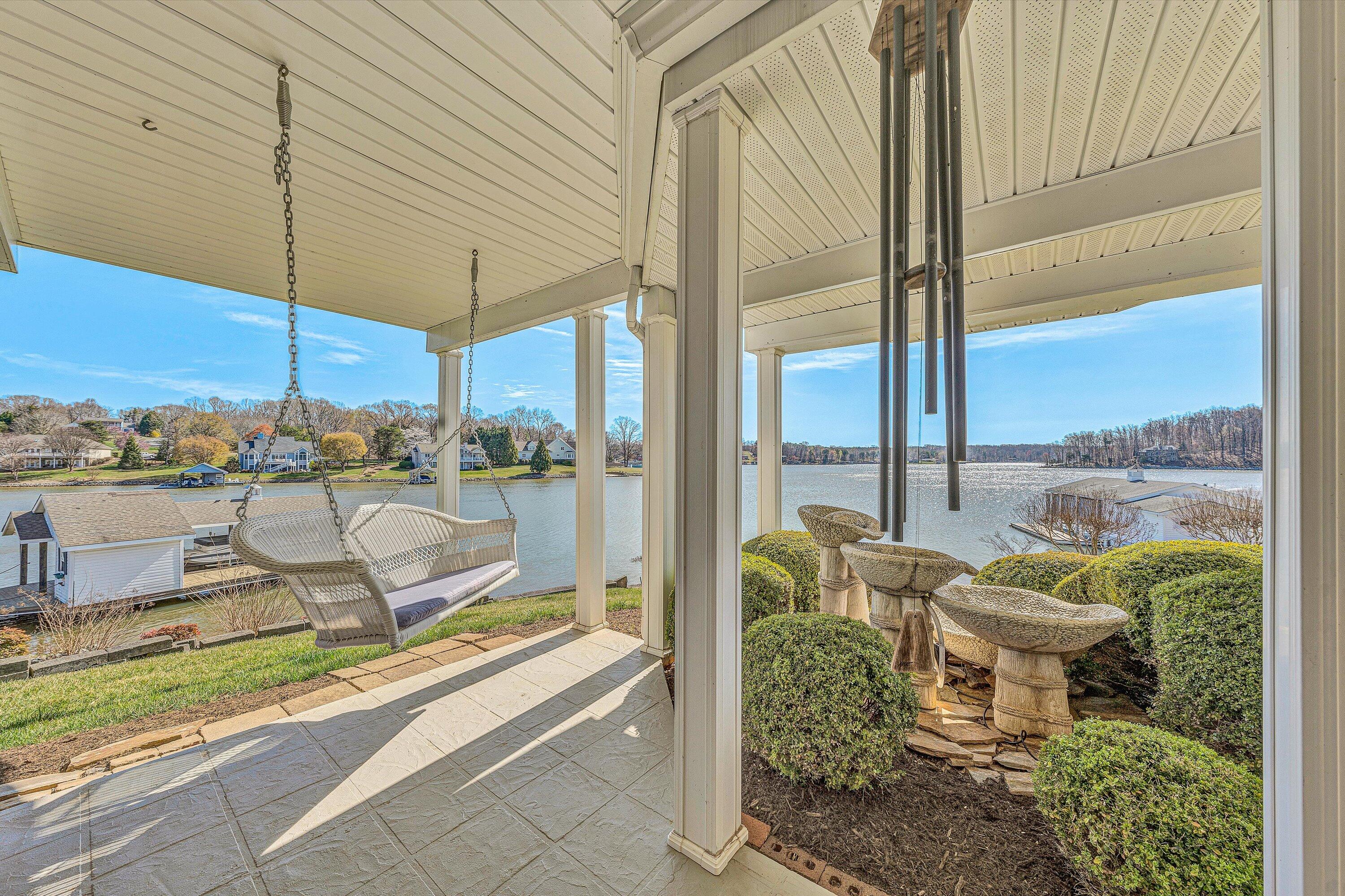 Wirtz, Virginia 24184, United States, 4 Bedrooms Bedrooms, ,4 BathroomsBathrooms,Residential,Active,96423