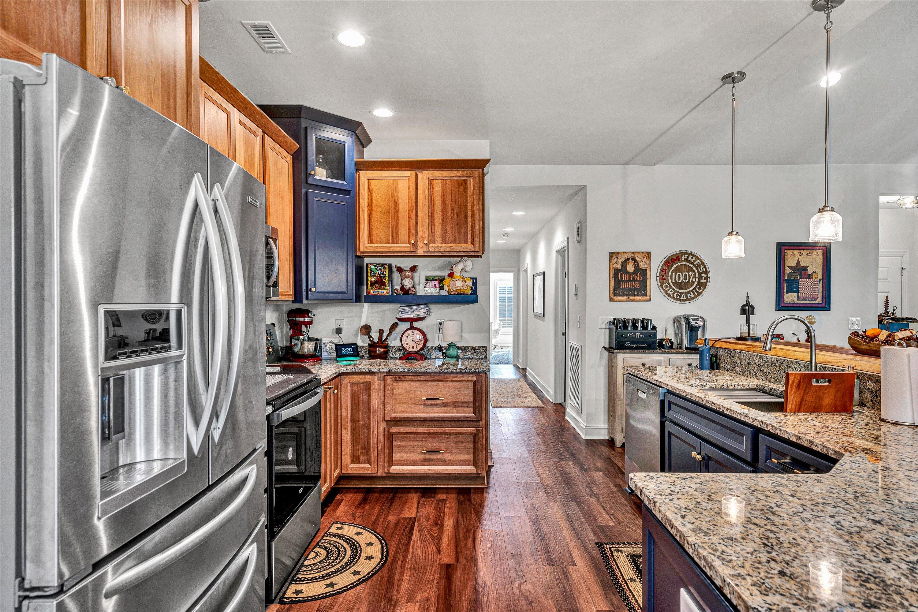 3090 Adam Dr, Vinton, Virginia image 9