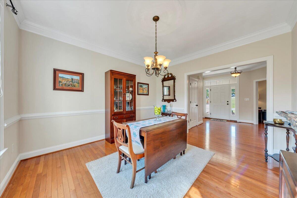466 Thornblade Way, Blue Ridge, Virginia image 14