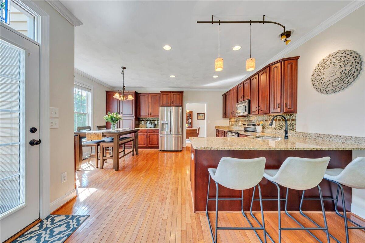 466 Thornblade Way, Blue Ridge, Virginia image 16