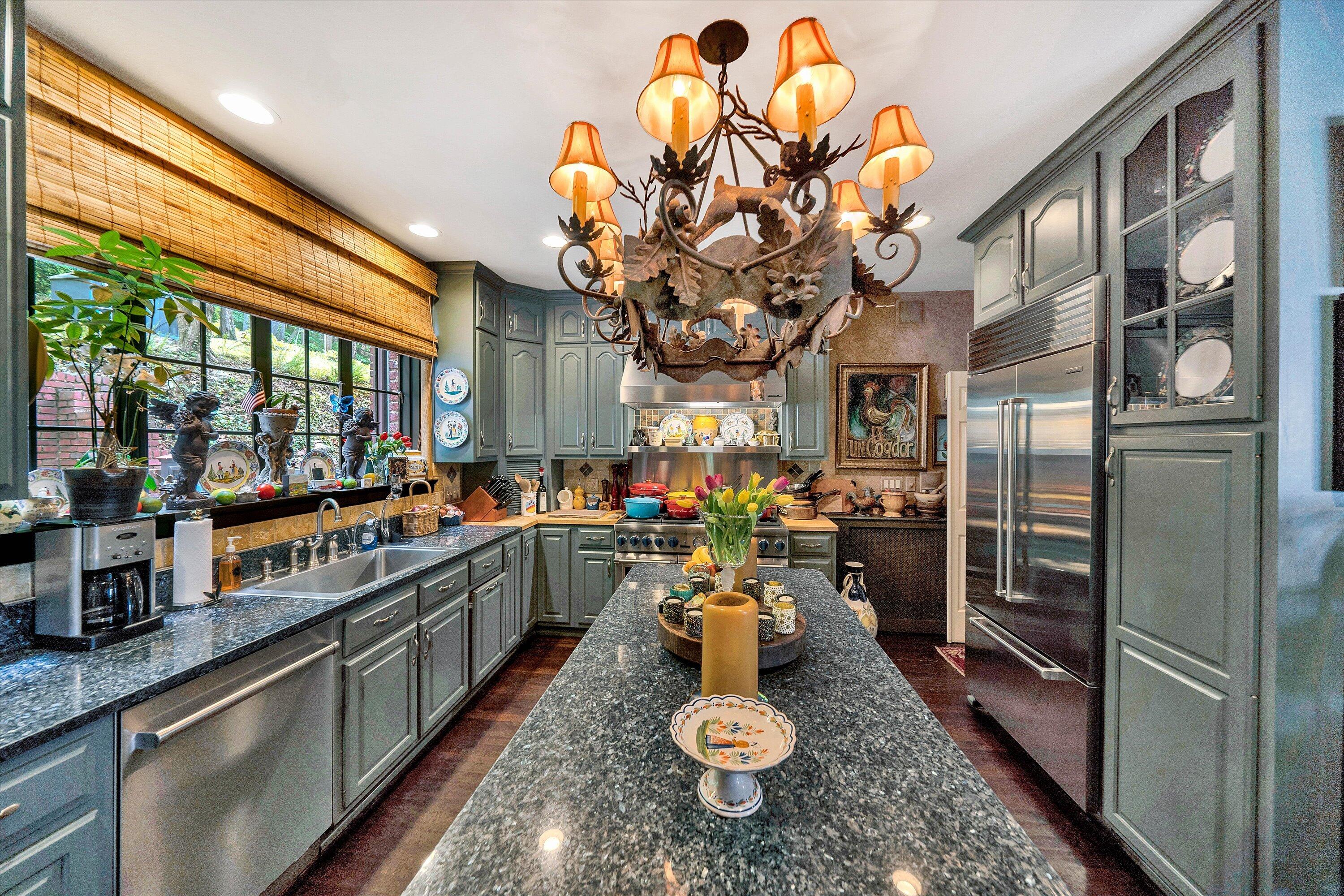 2412 Robin Hood Rd, Roanoke, Virginia image 30