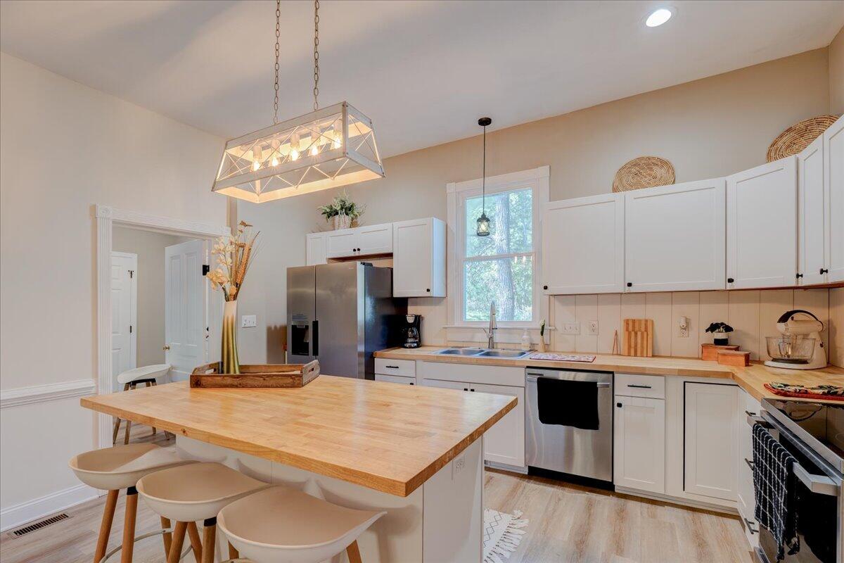 4534 Main St, Drakes Branch, Virginia image 8