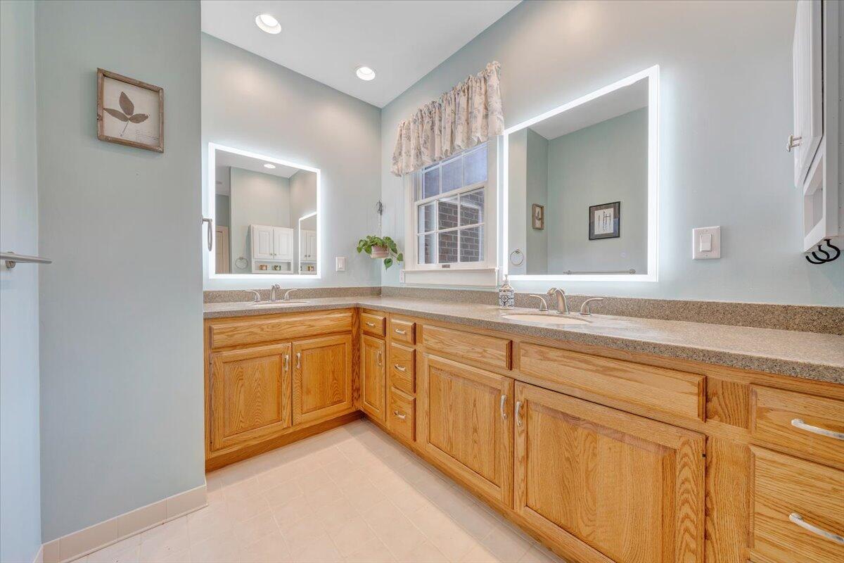 7609 Countrywood Dr, Roanoke, Ohio image 38