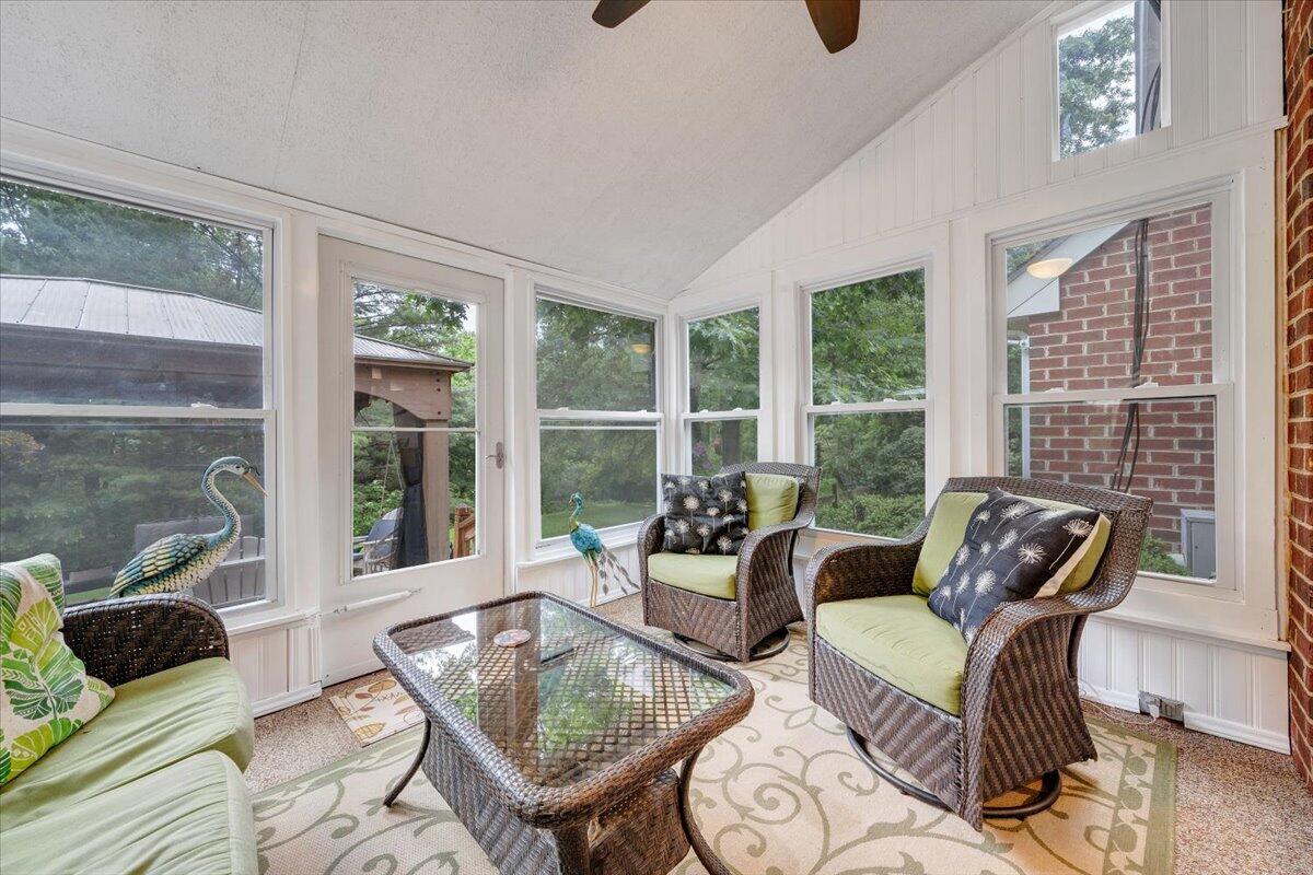 7609 Countrywood Dr, Roanoke, Ohio image 28