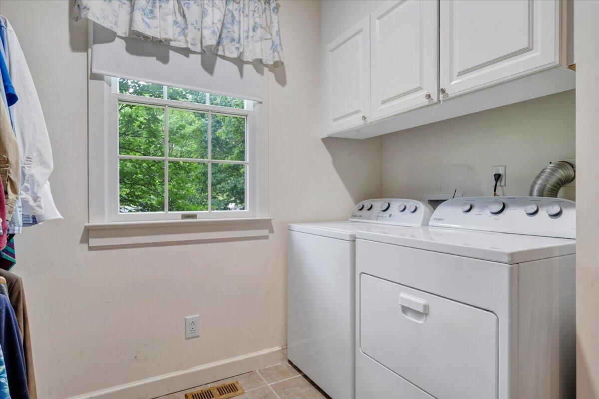 7609 Countrywood Dr, Roanoke, Ohio image 42