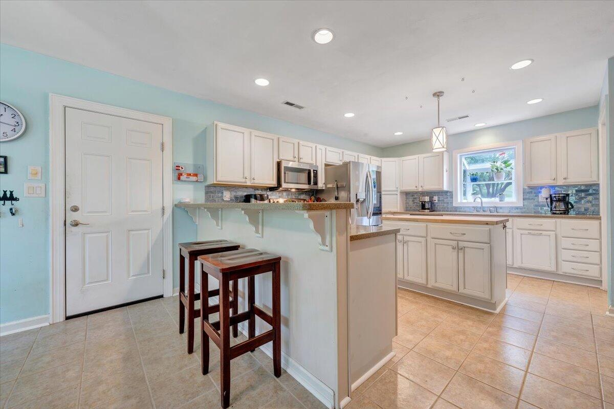 7609 Countrywood Dr, Roanoke, Ohio image 19