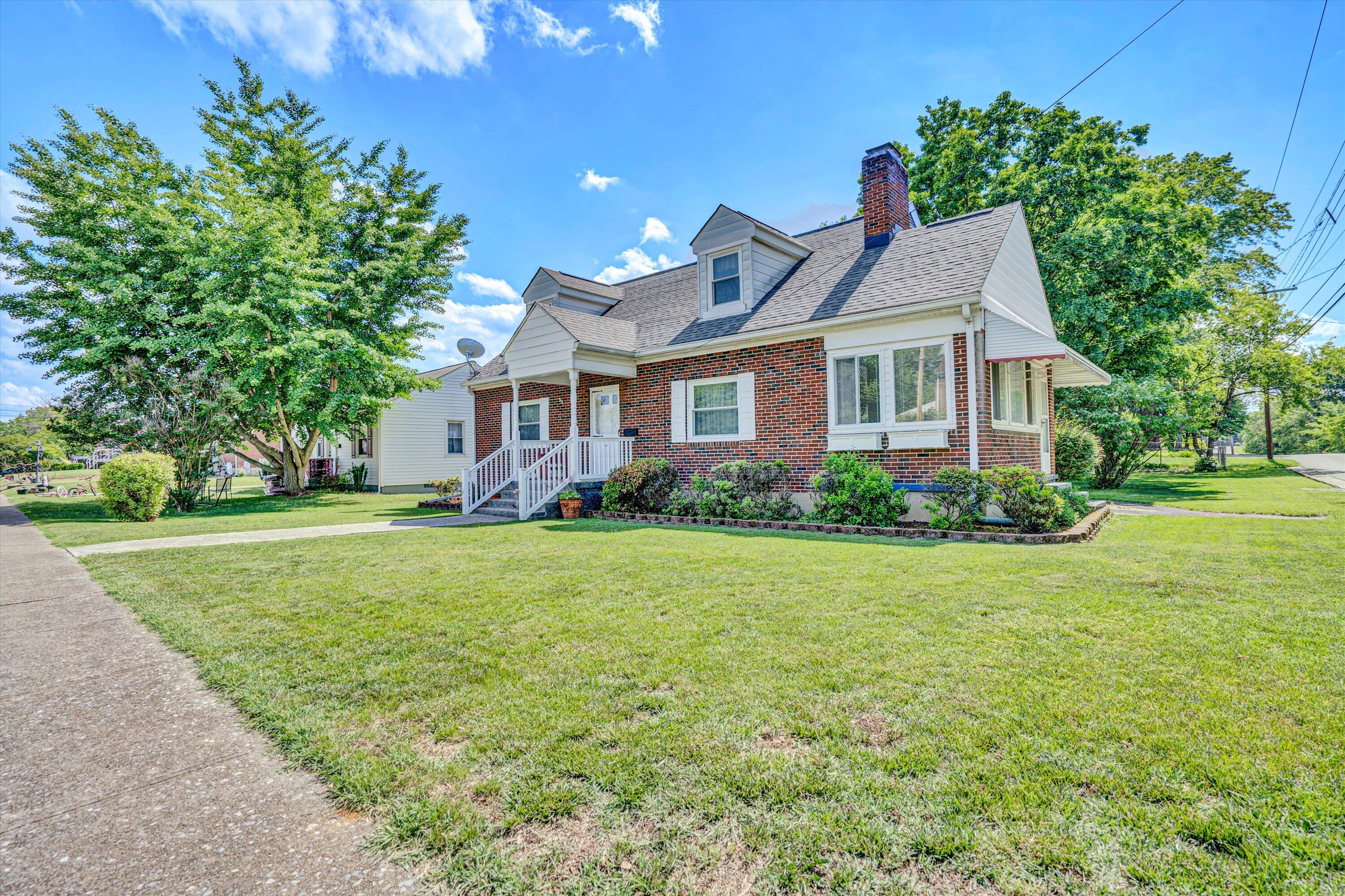 2920 Bradley St, Roanoke, Virginia image 2