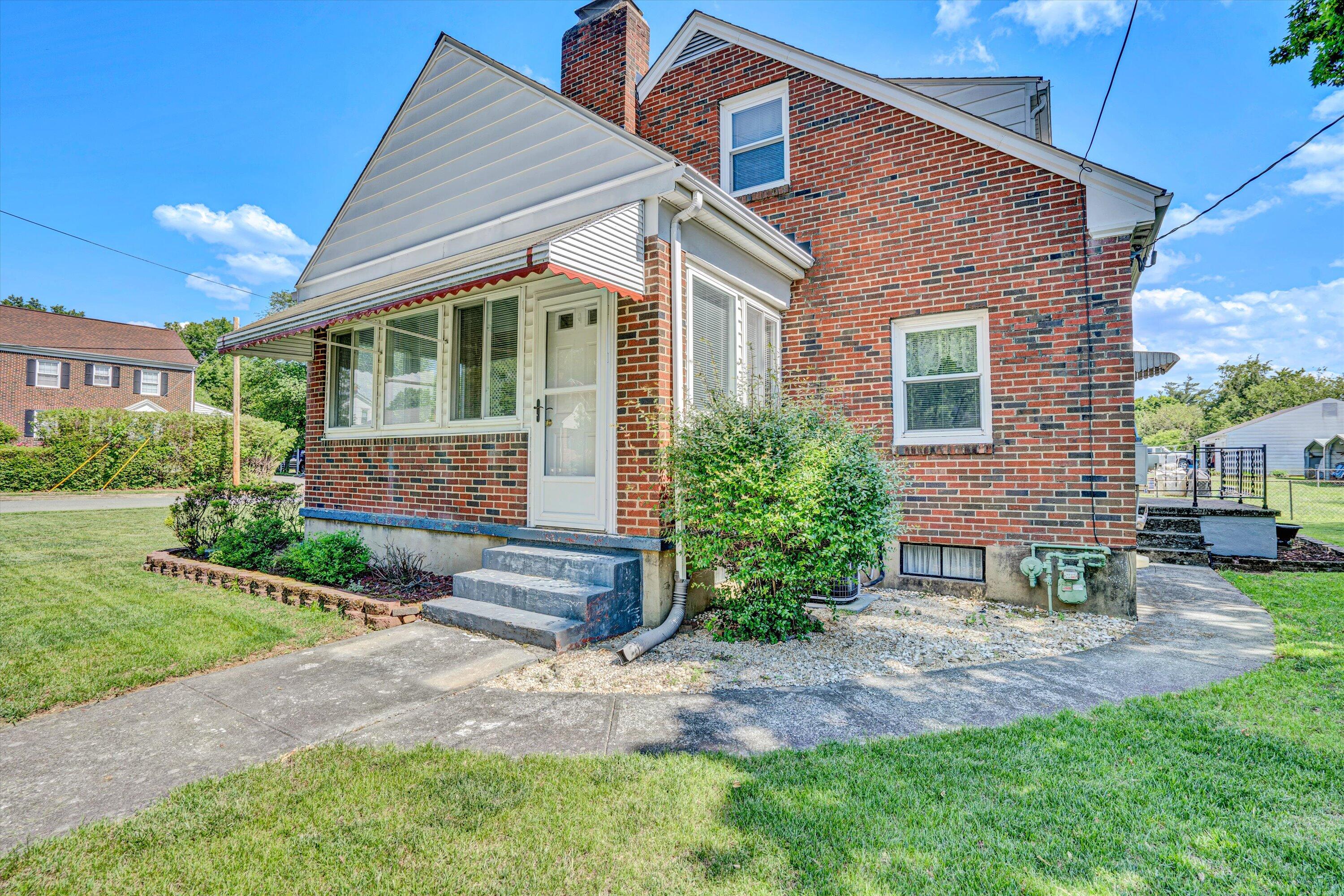 2920 Bradley St, Roanoke, Virginia image 3
