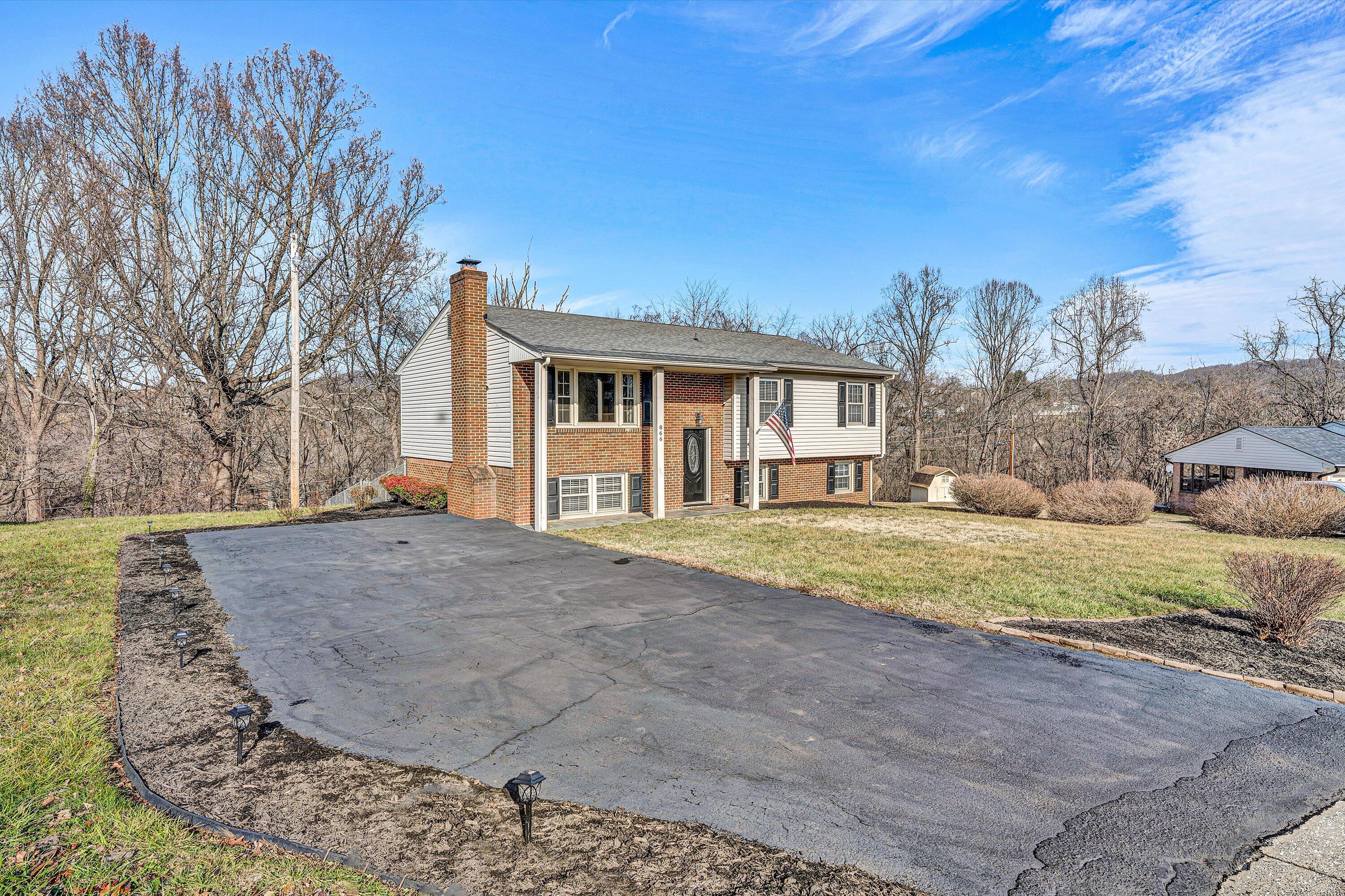 866 Dillon Dr, Vinton, Virginia image 34