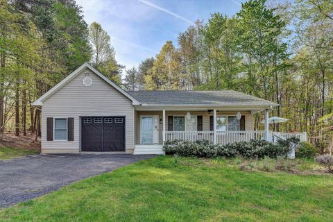Homes For Sale - 990 Highland Lake Rd<br/> Union Hall, VA 24176