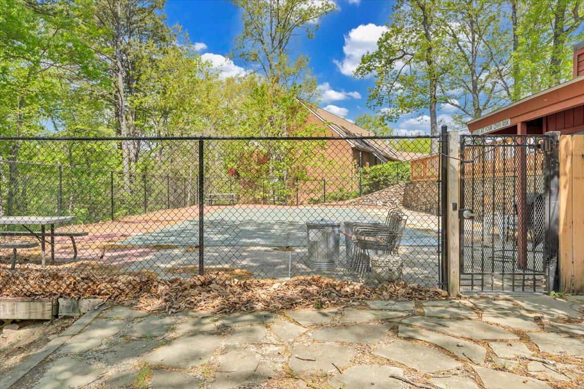 3377 Forest Ridge Rd, Roanoke, Virginia image 4