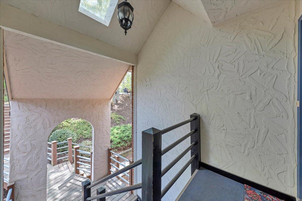 3377 Forest Ridge Rd, Roanoke, Virginia image 8