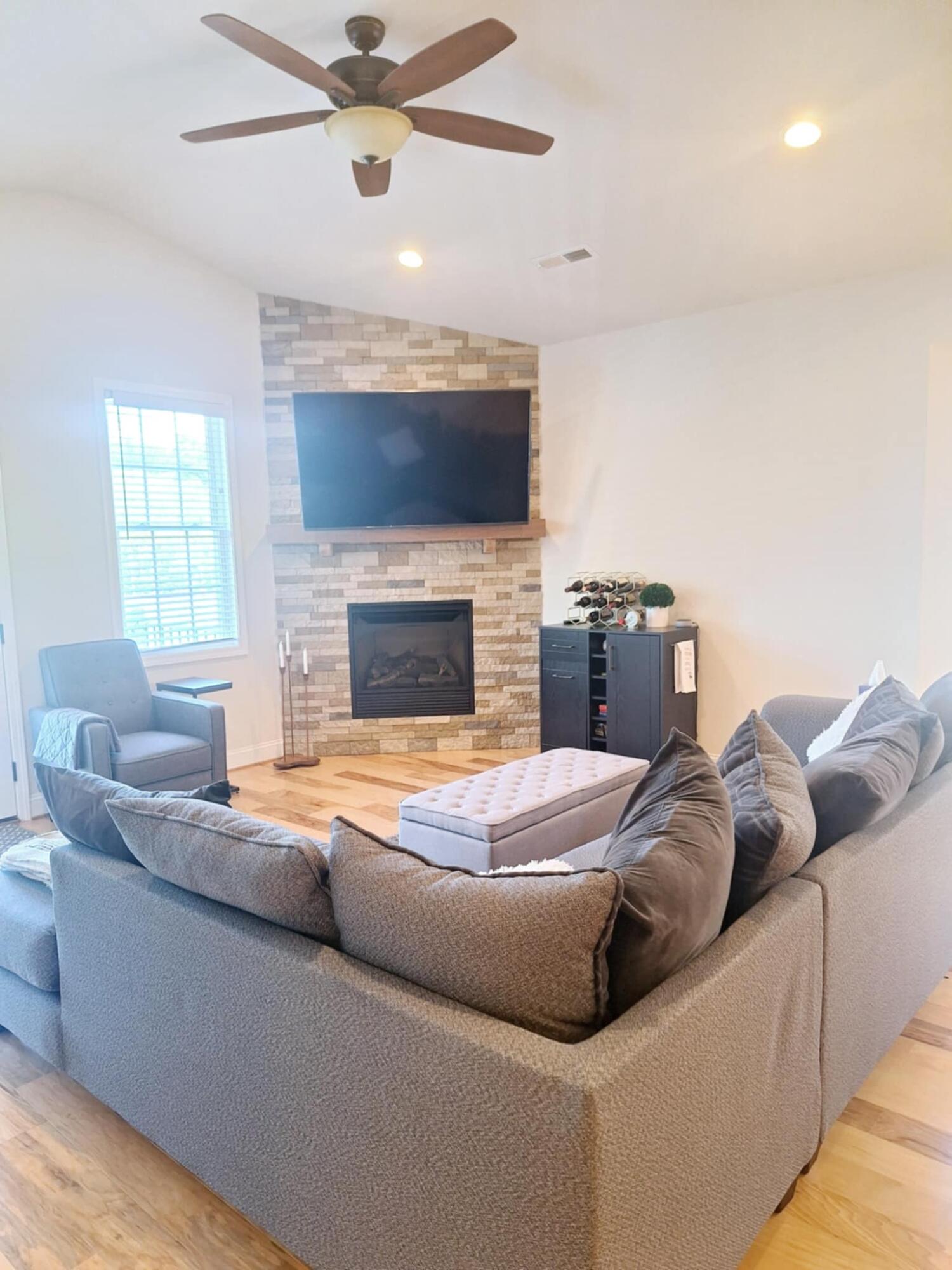 1355 Swansea Ct, Roanoke, Virginia image 3
