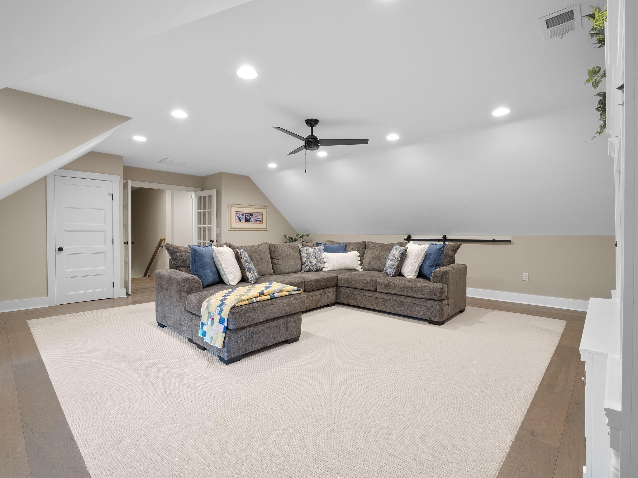 5820 Lakemont Dr, Roanoke, Virginia image 48