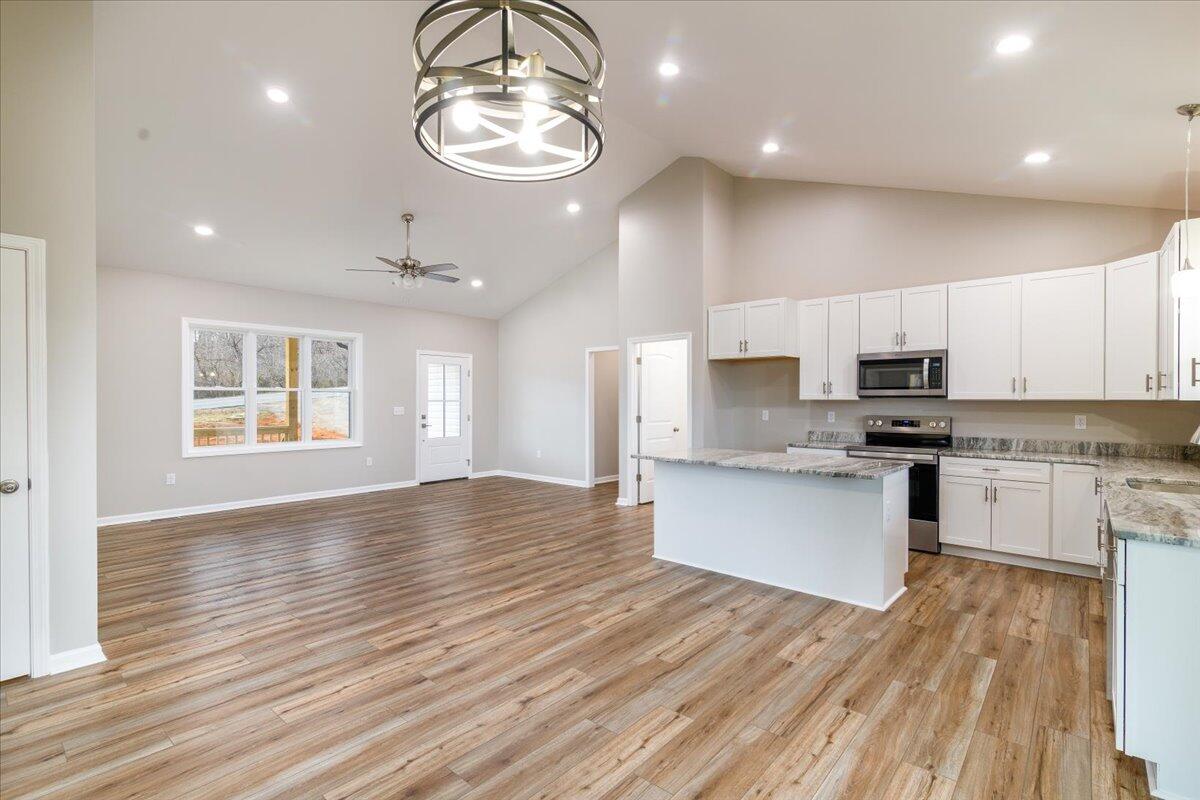 13686 Hardy Rd, Hardy, Virginia image 13