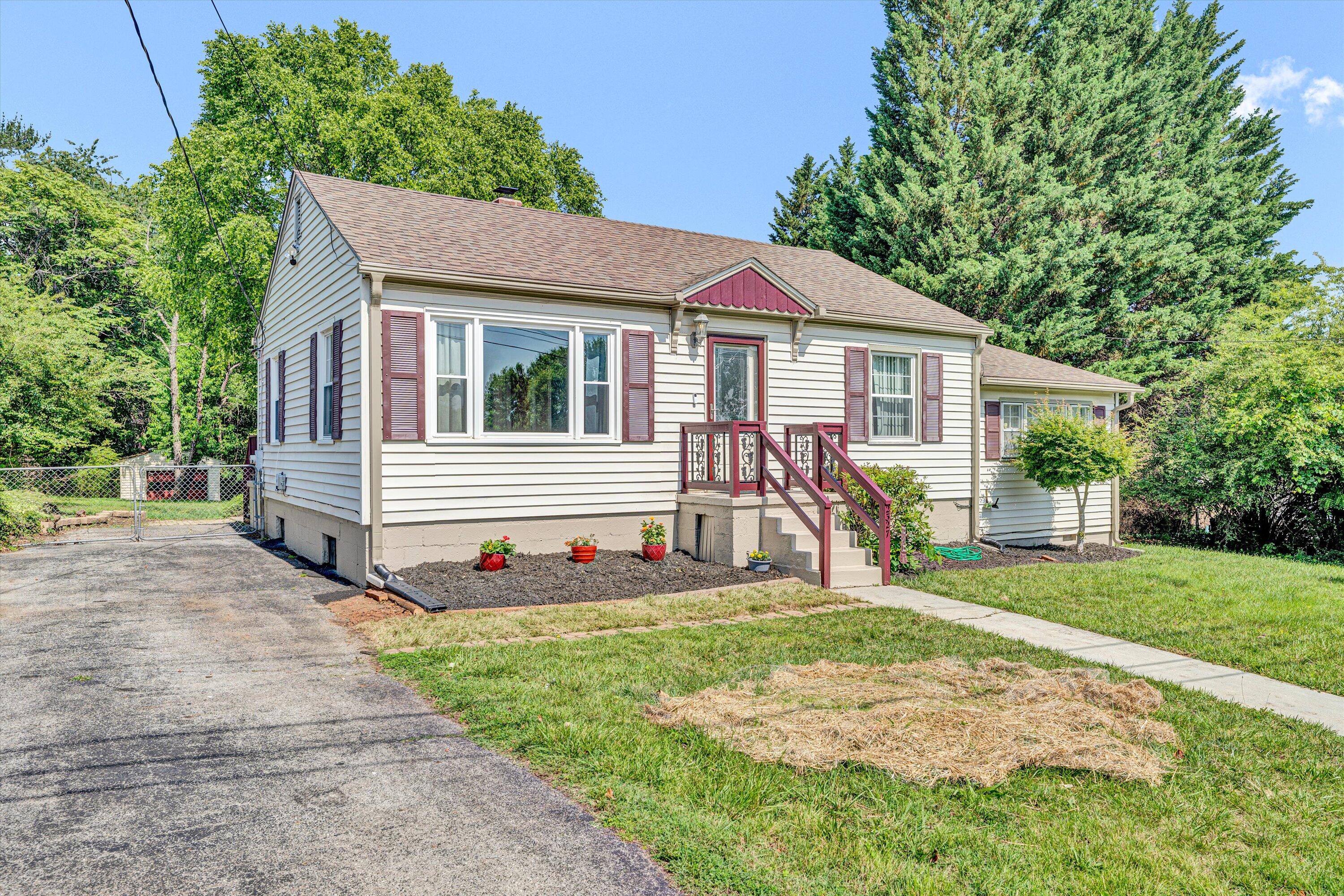 2327 Peach St, Salem, Virginia image 33