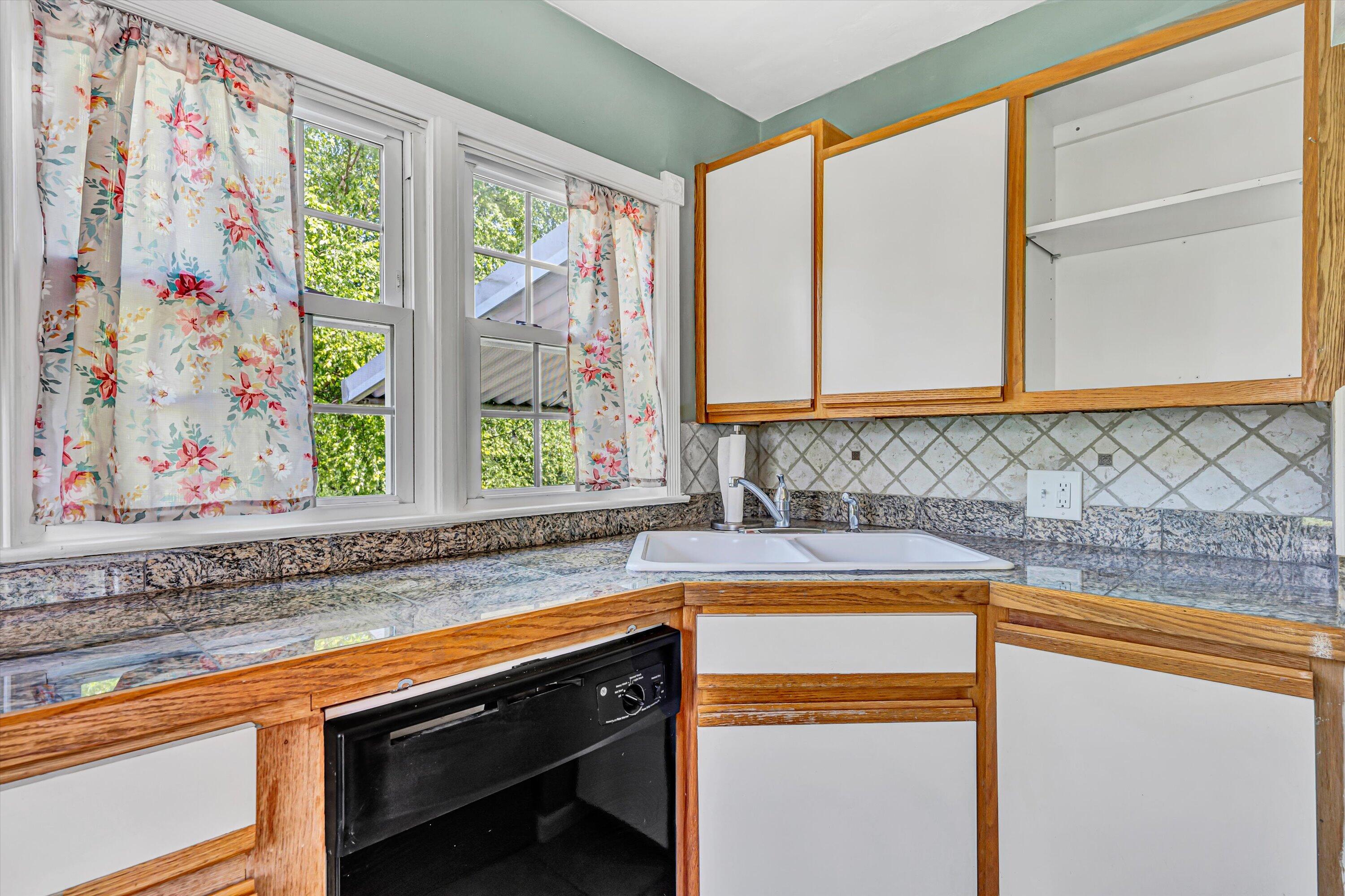 2327 Peach St, Salem, Virginia image 6