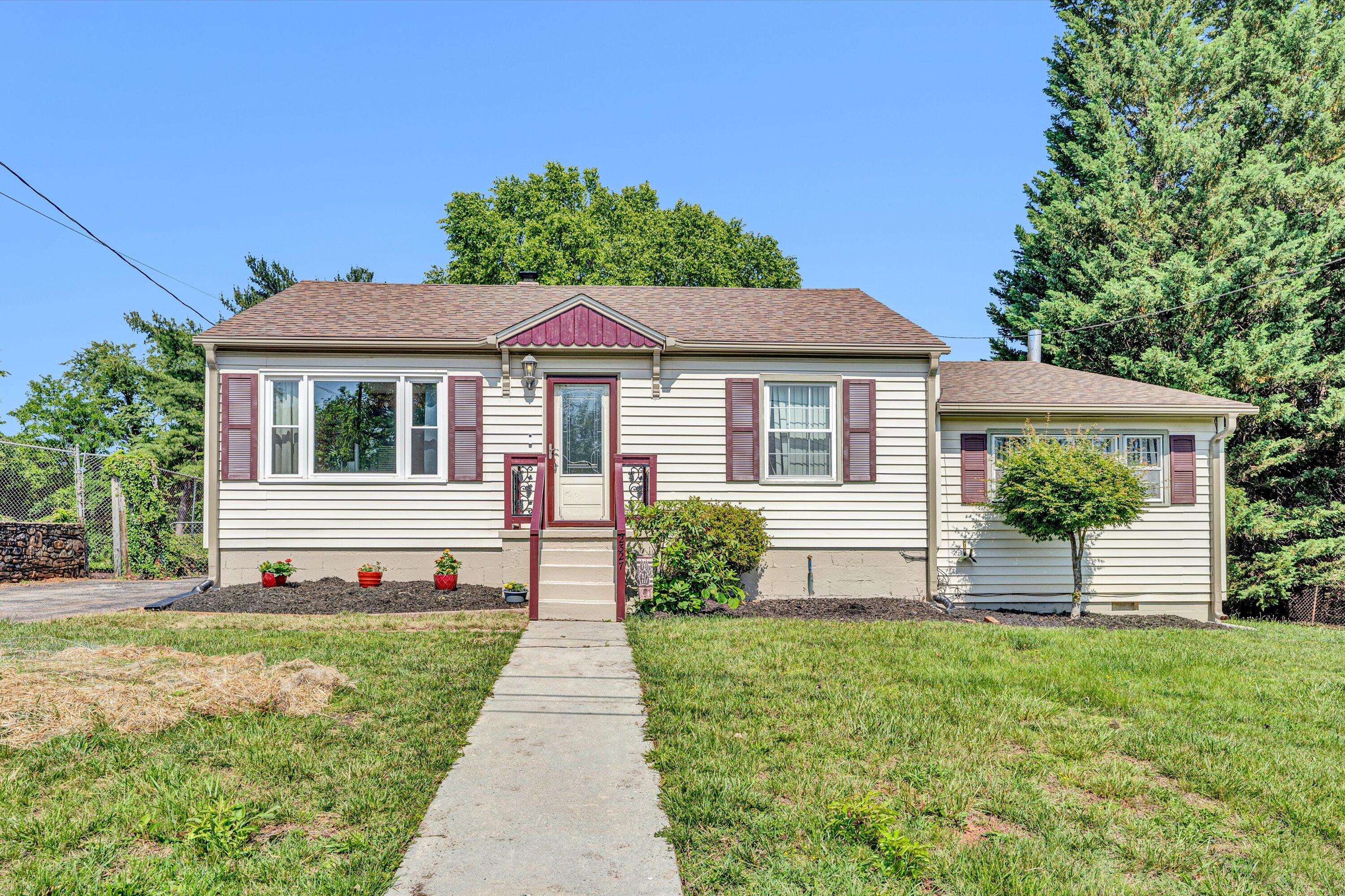 2327 Peach St, Salem, Virginia image 32