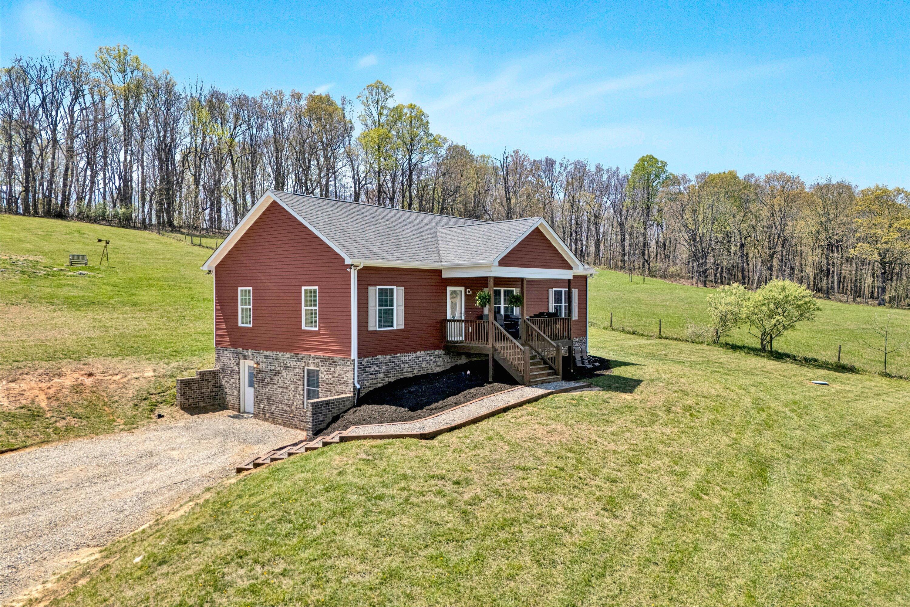 8350 Newport Rd, Catawba, Virginia image 2