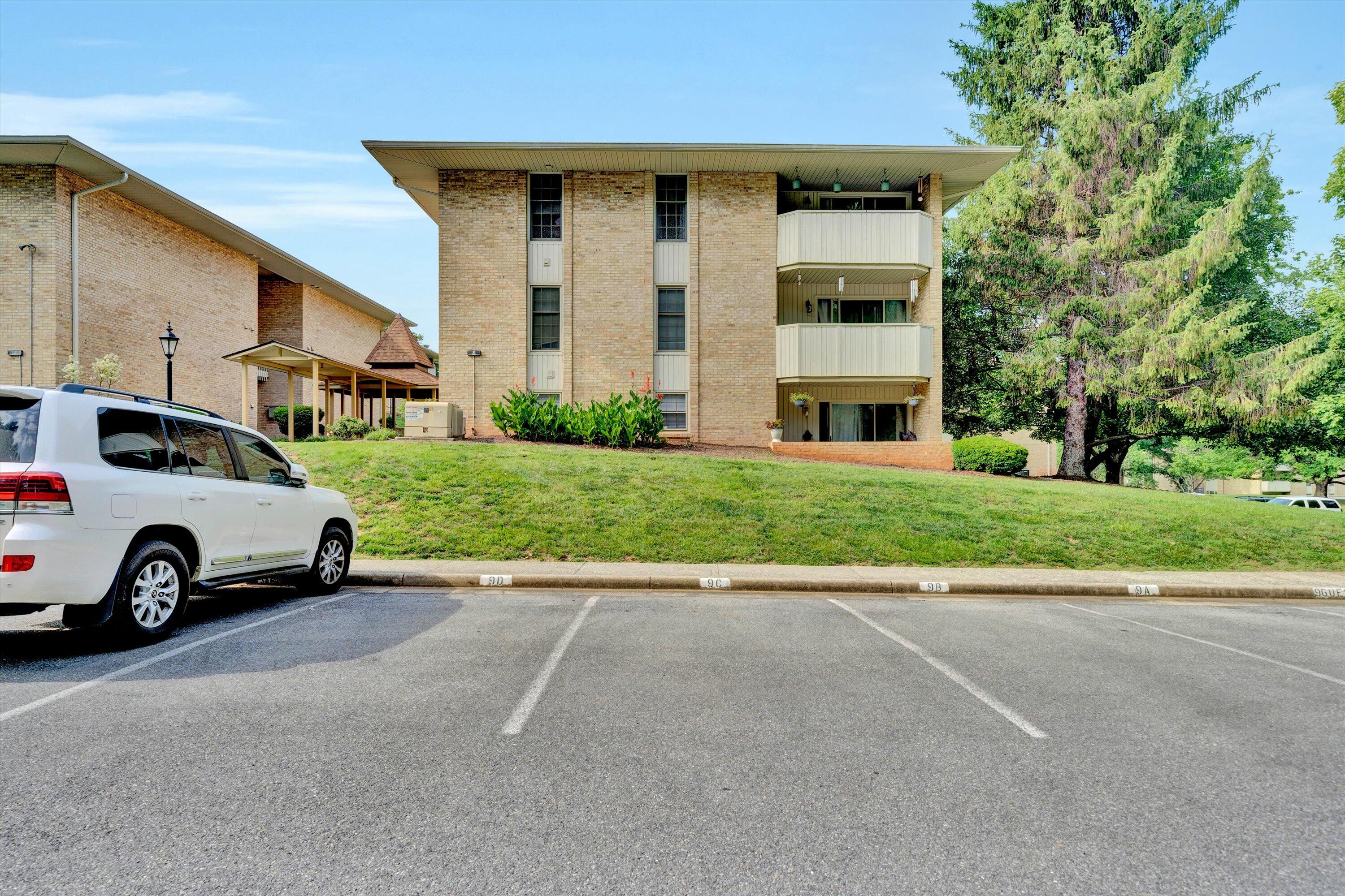5260 Crossbow Cir #9E, Roanoke, Ohio image 21