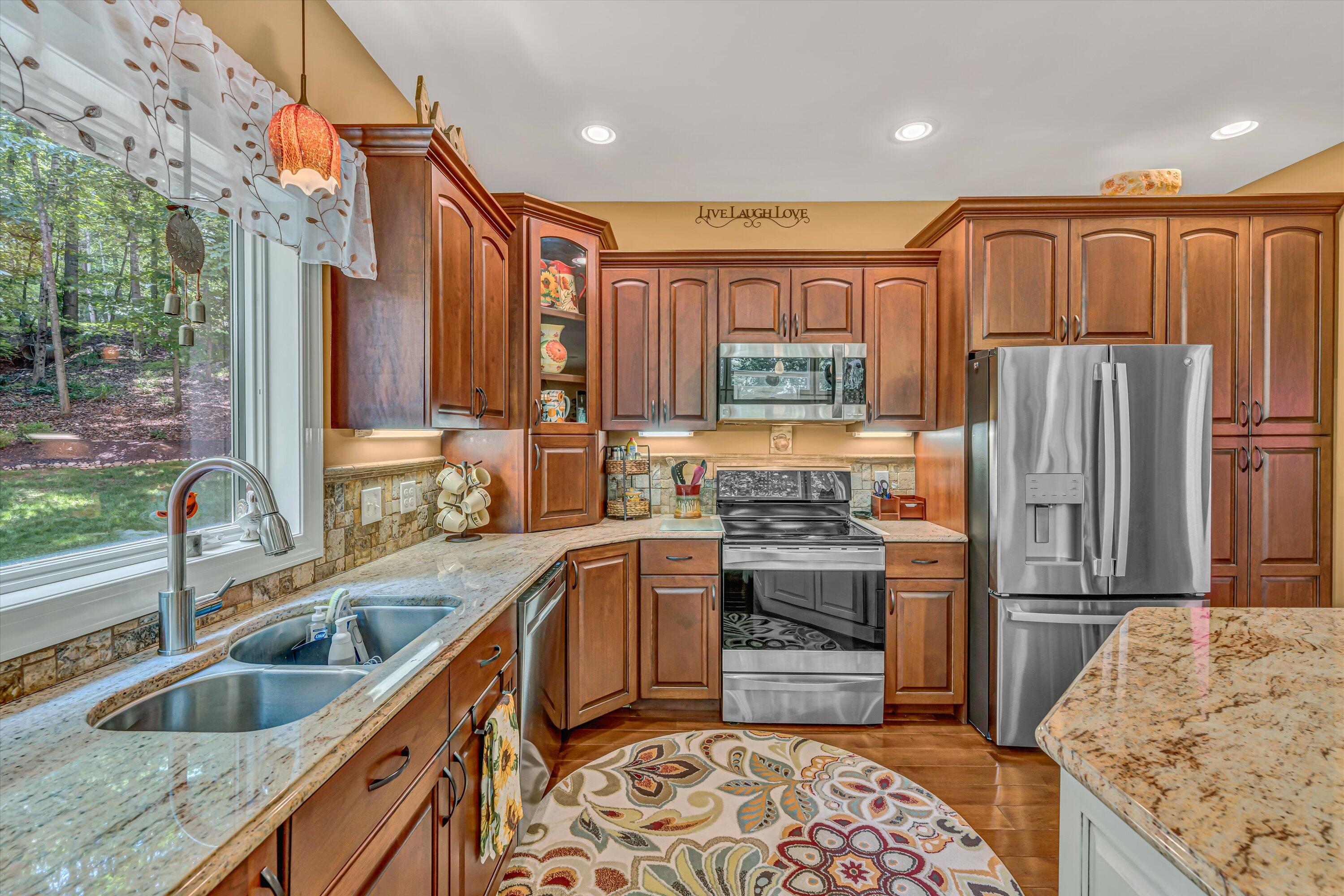 480 Winding Waters Dr, Moneta, Virginia image 12