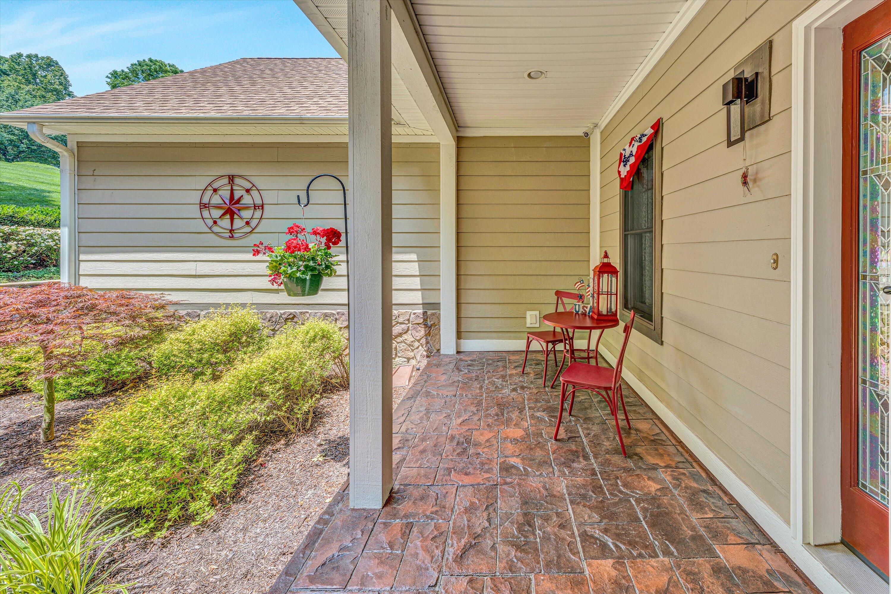 480 Winding Waters Dr, Moneta, Virginia image 4