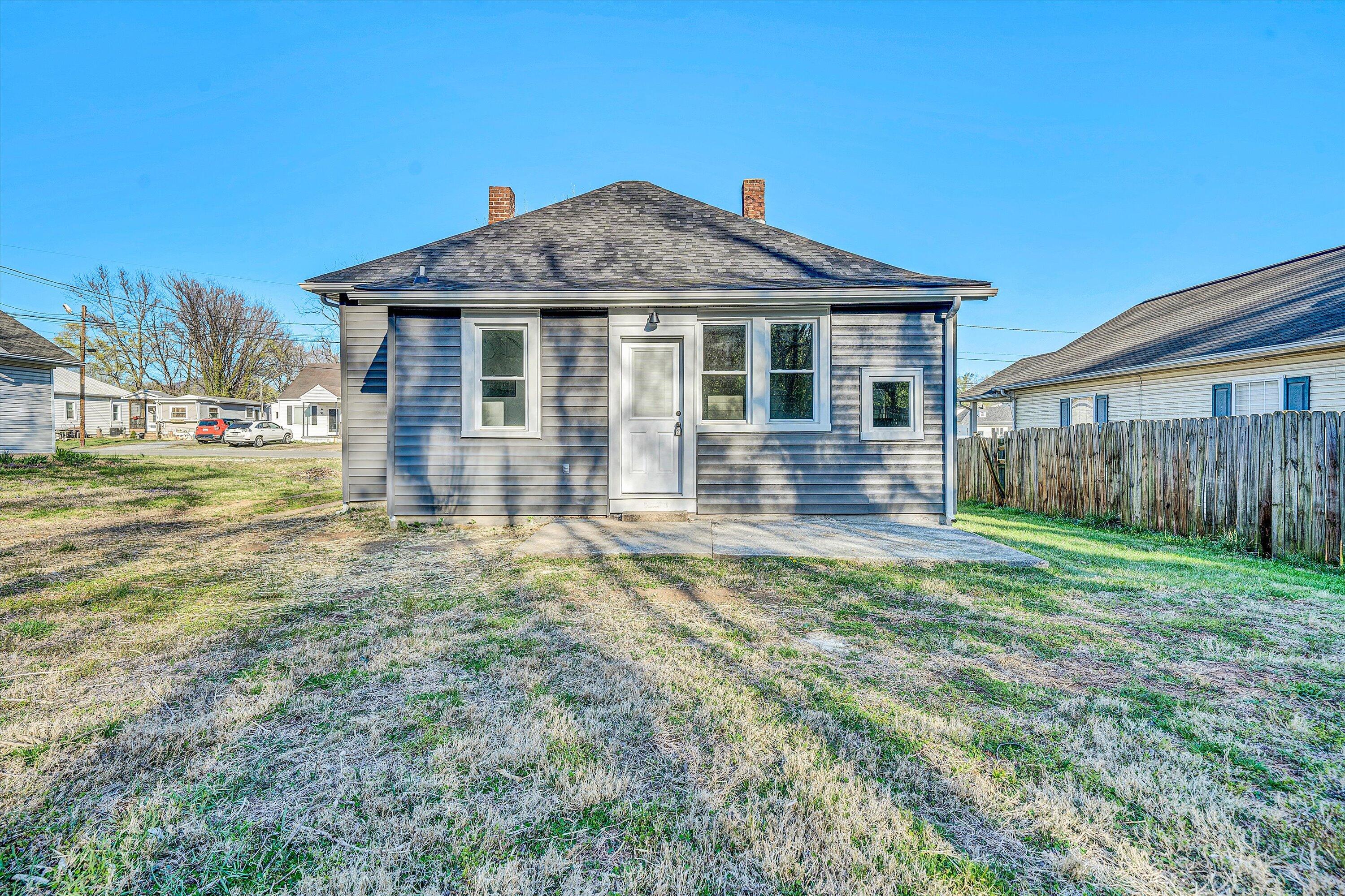 305 9th St, Vinton, Virginia image 25